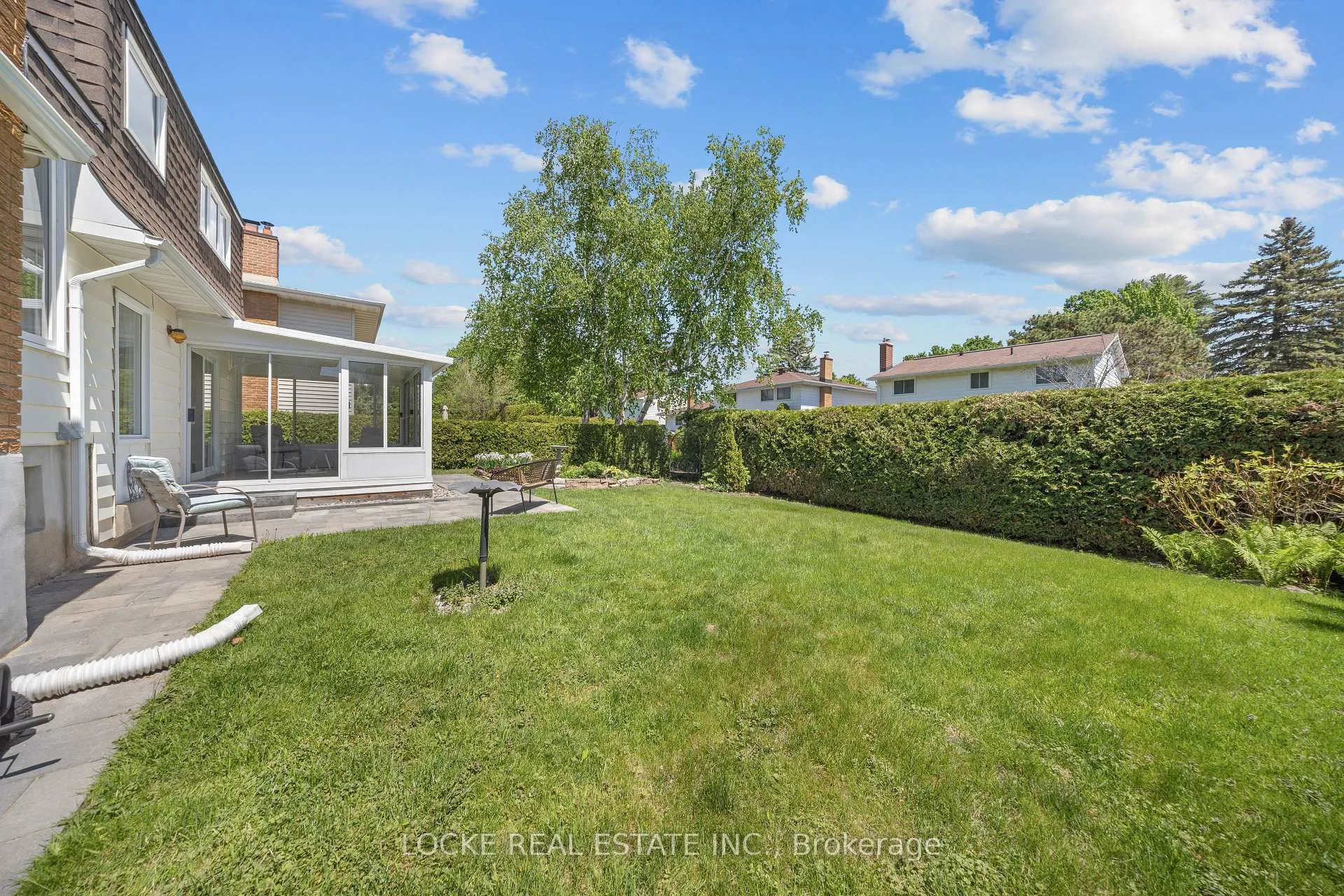 Photo 34 of 33 Eastpark Drive, Ottawa, Blackburn Hamlet — HOMEH