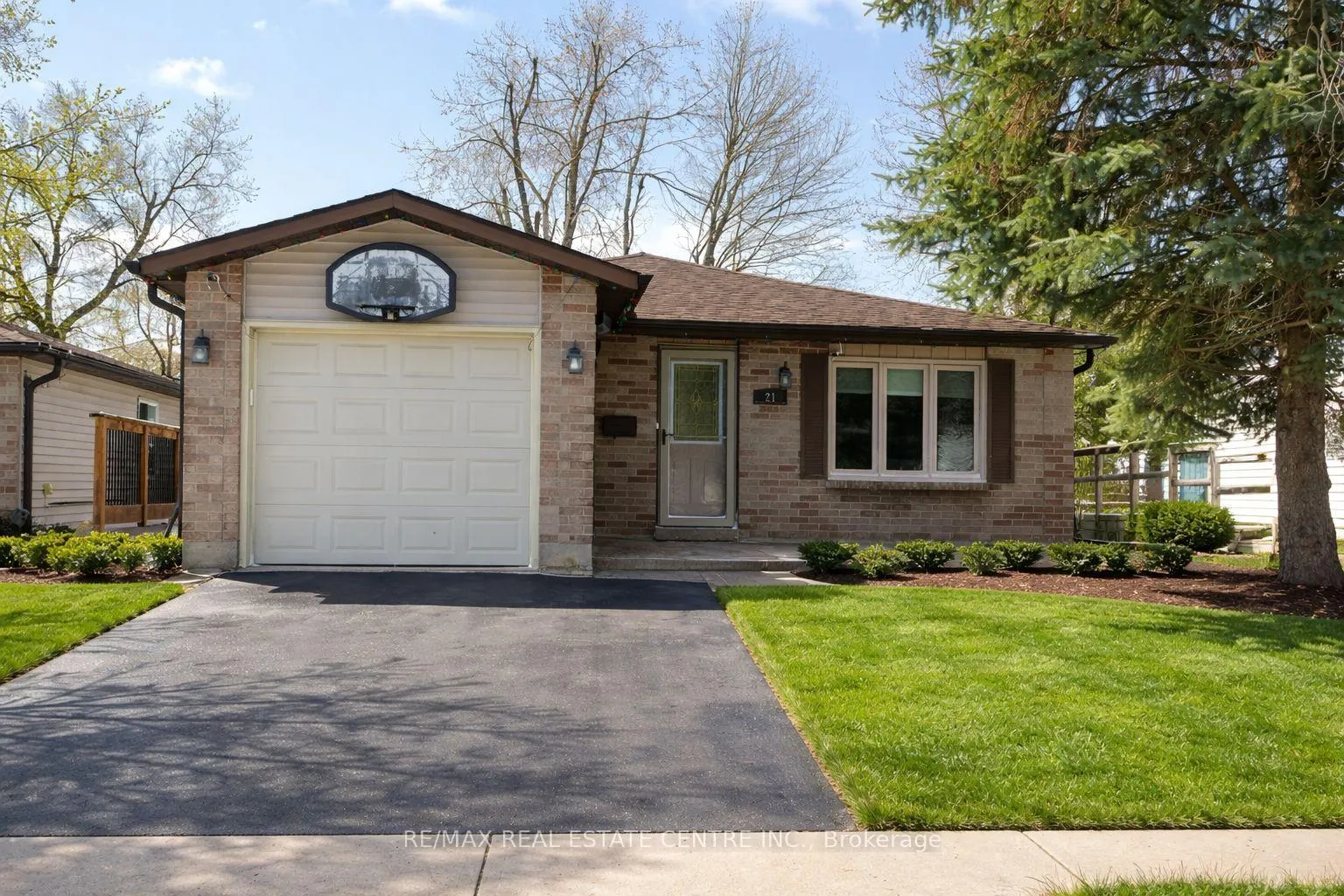 Photo 38 of 21 Maitland Drive, Barrie, Grove East — HOMEH
