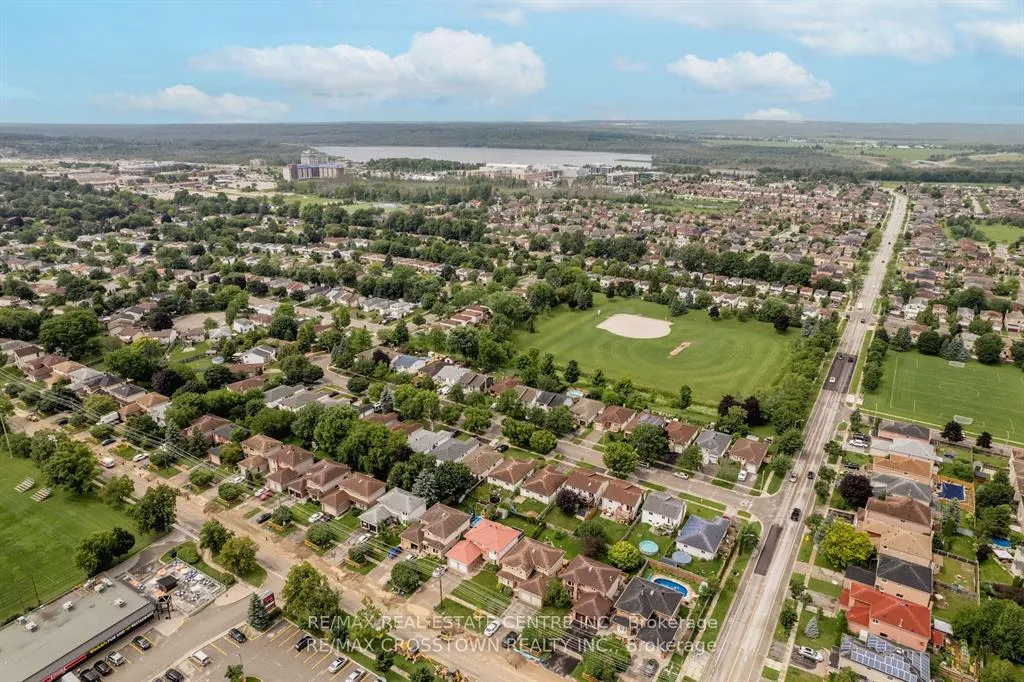 Photo 42 of 21 Maitland Drive, Barrie, Grove East — HOMEH