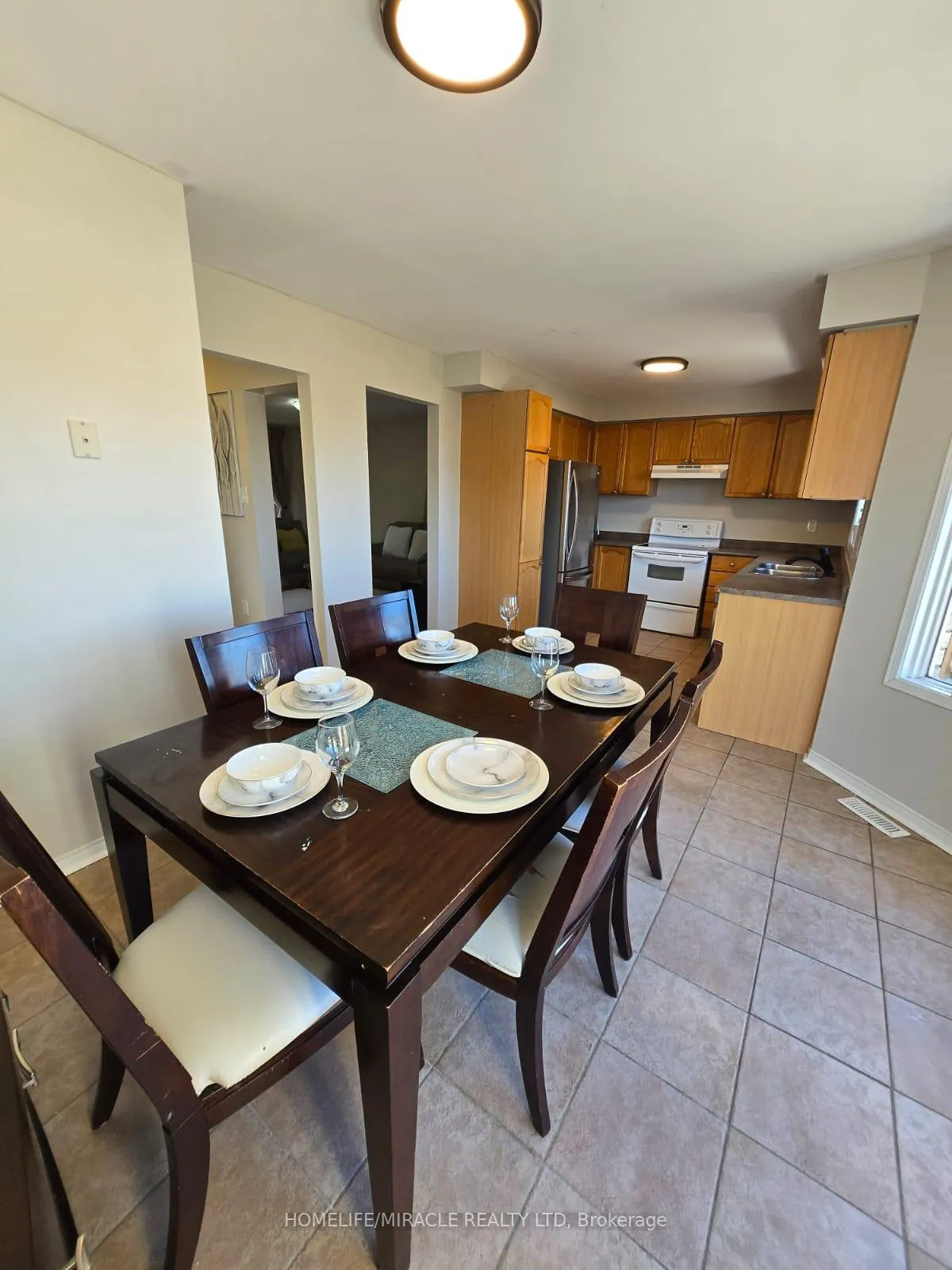 Photo 15 of 29 Nicholson Drive, Barrie, Ardagh — HOMEH