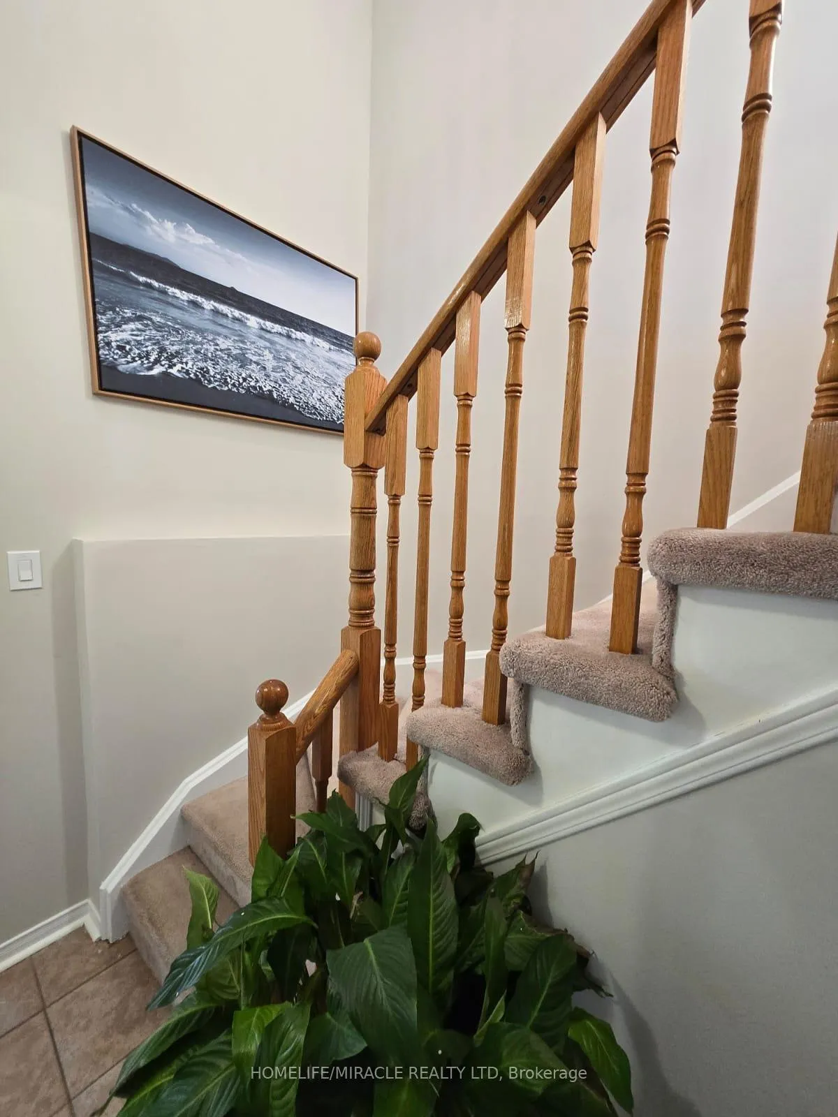 Photo 17 of 29 Nicholson Drive, Barrie, Ardagh — HOMEH
