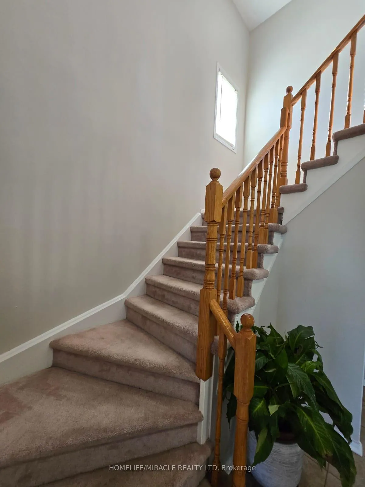 Photo 18 of 29 Nicholson Drive, Barrie, Ardagh — HOMEH