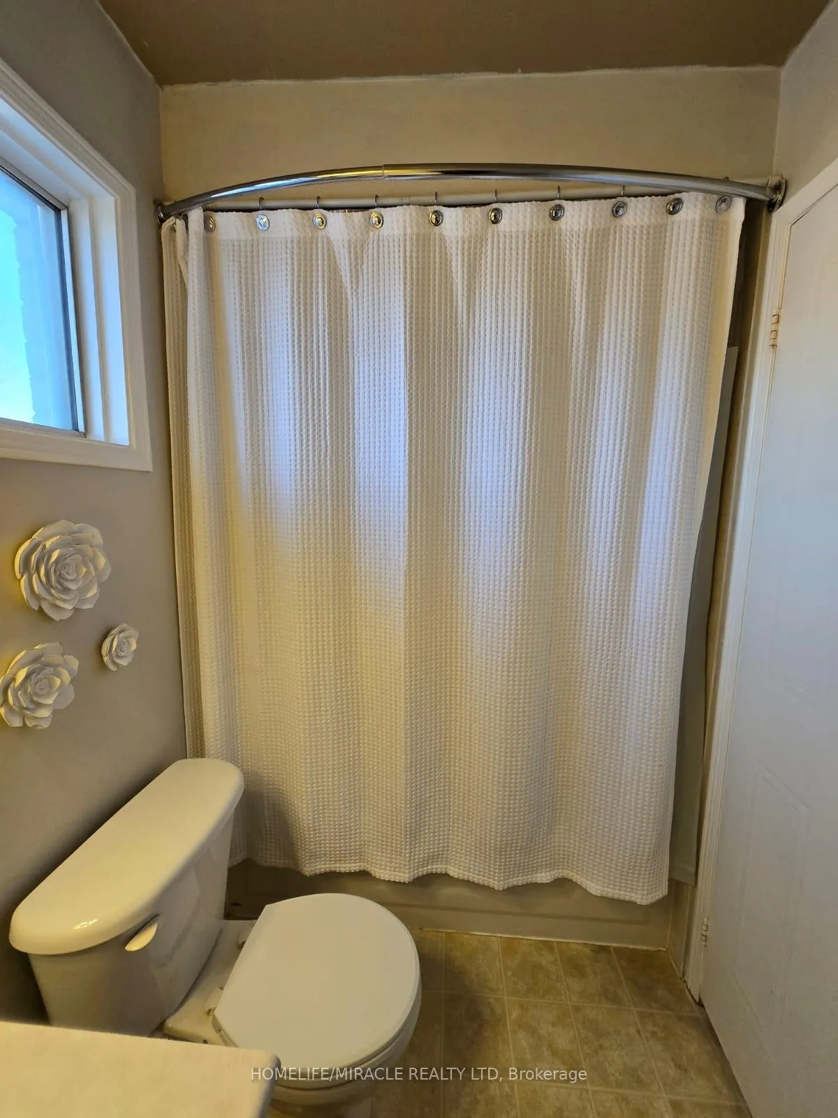 Photo 28 of 29 Nicholson Drive, Barrie, Ardagh — HOMEH
