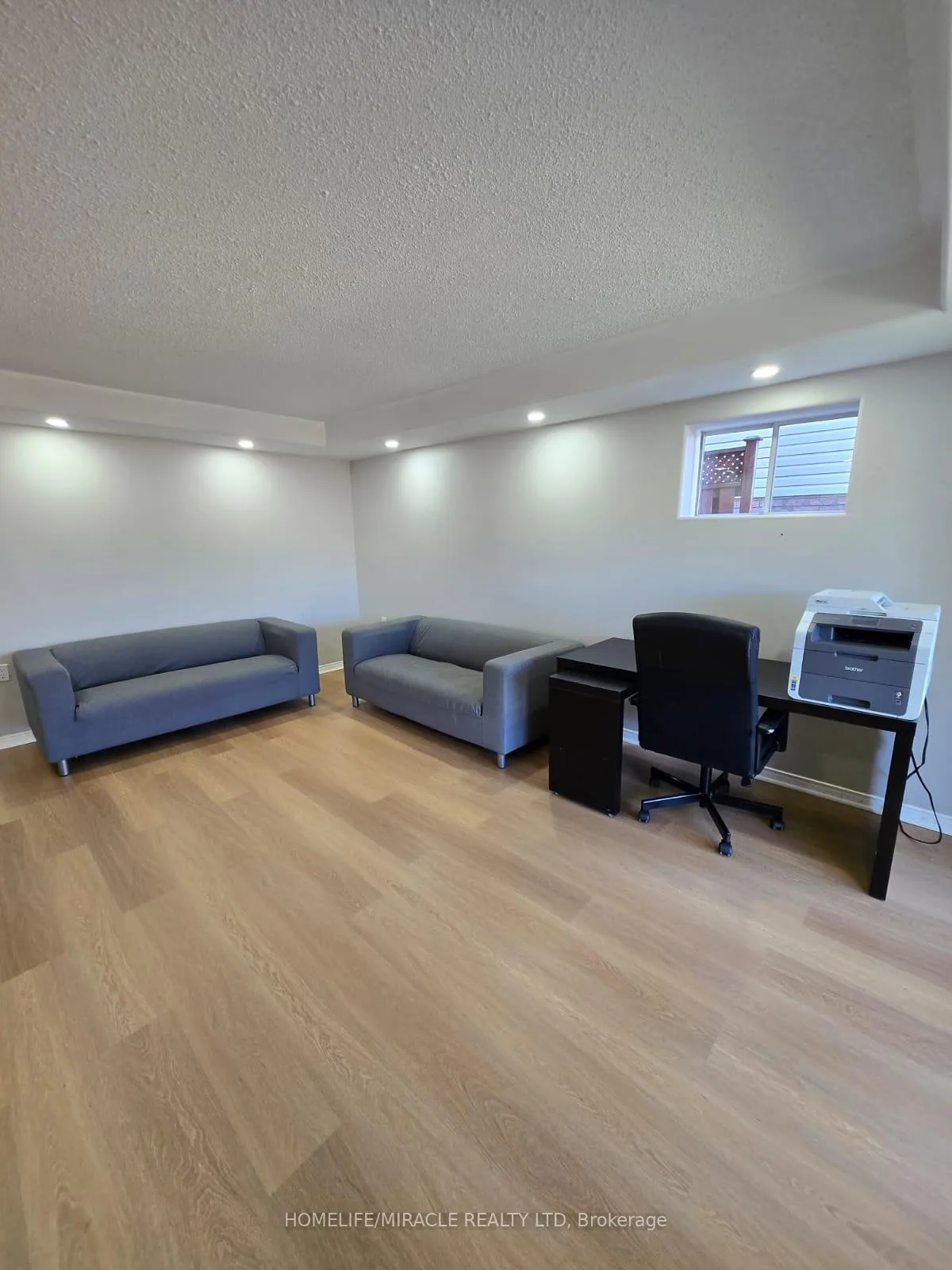 Photo 37 of 29 Nicholson Drive, Barrie, Ardagh — HOMEH