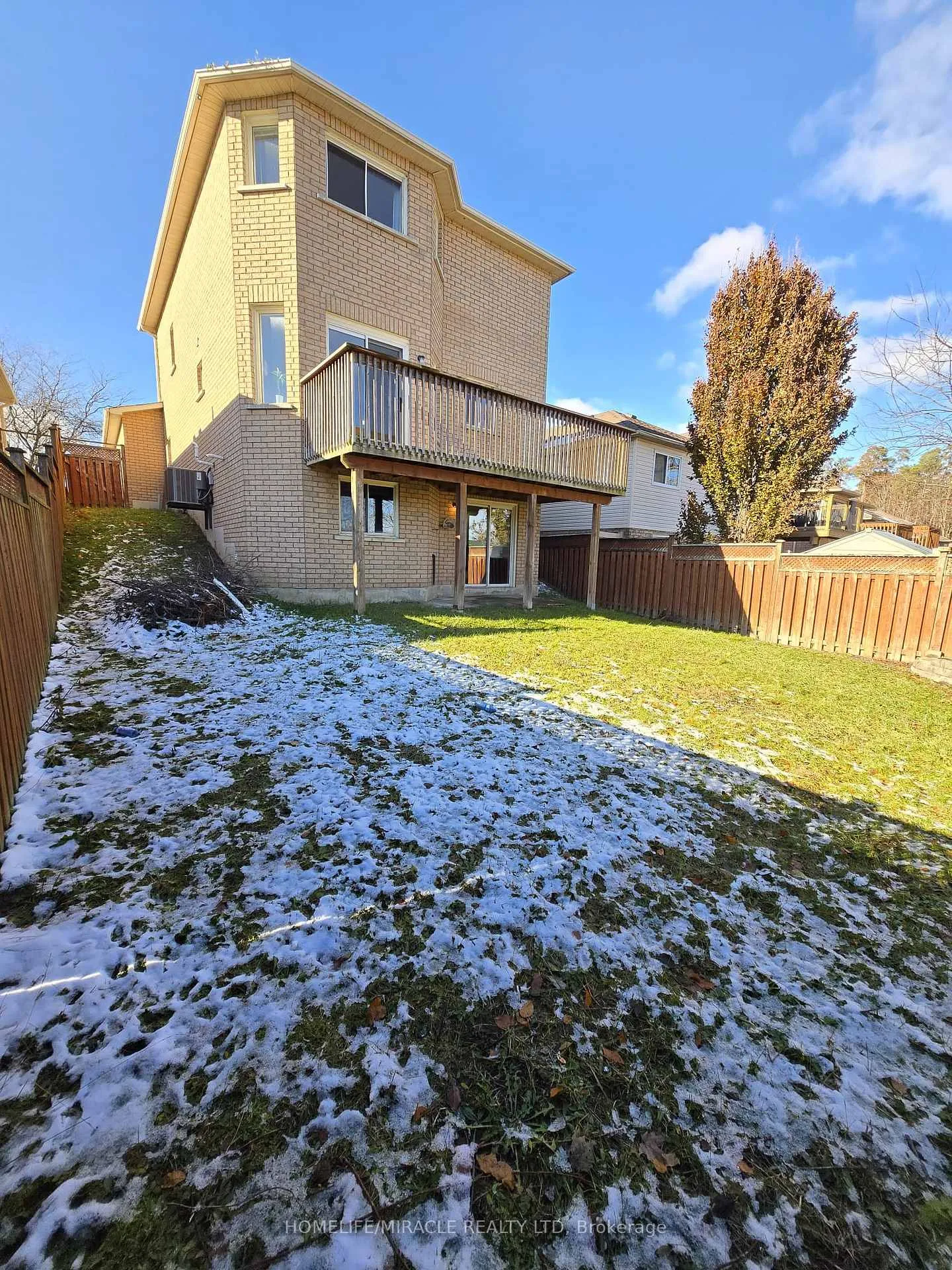 Photo 39 of 29 Nicholson Drive, Barrie, Ardagh — HOMEH