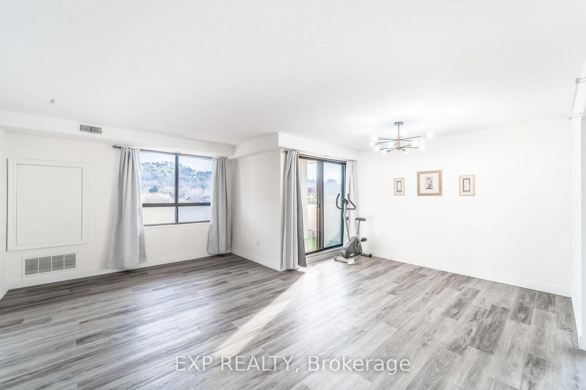 Photo 8 of Unit 601, 432 Main Street E, Hamilton, Stinson — HOMEH