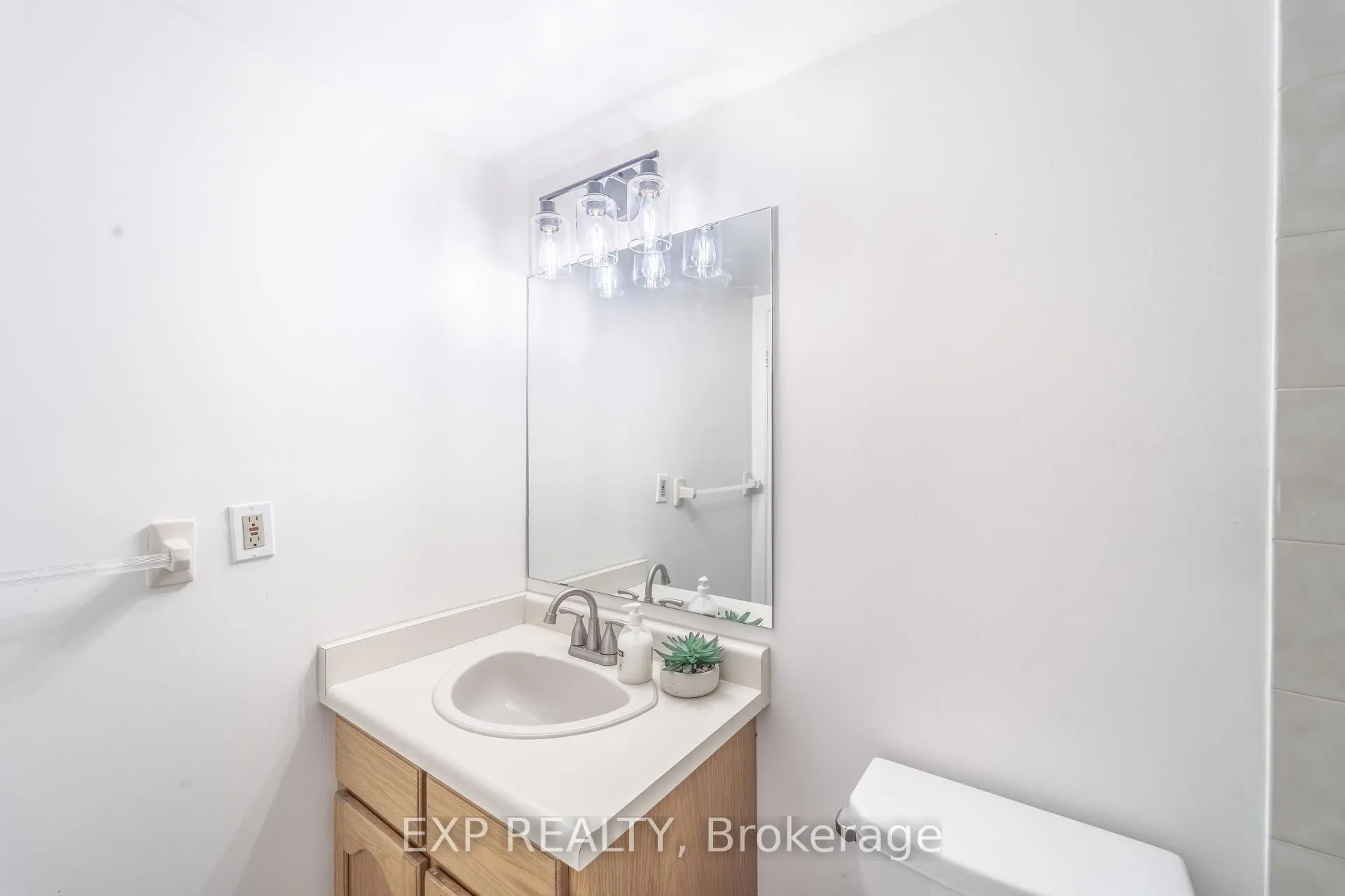 Photo 21 of Unit 601, 432 Main Street E, Hamilton, Stinson — HOMEH