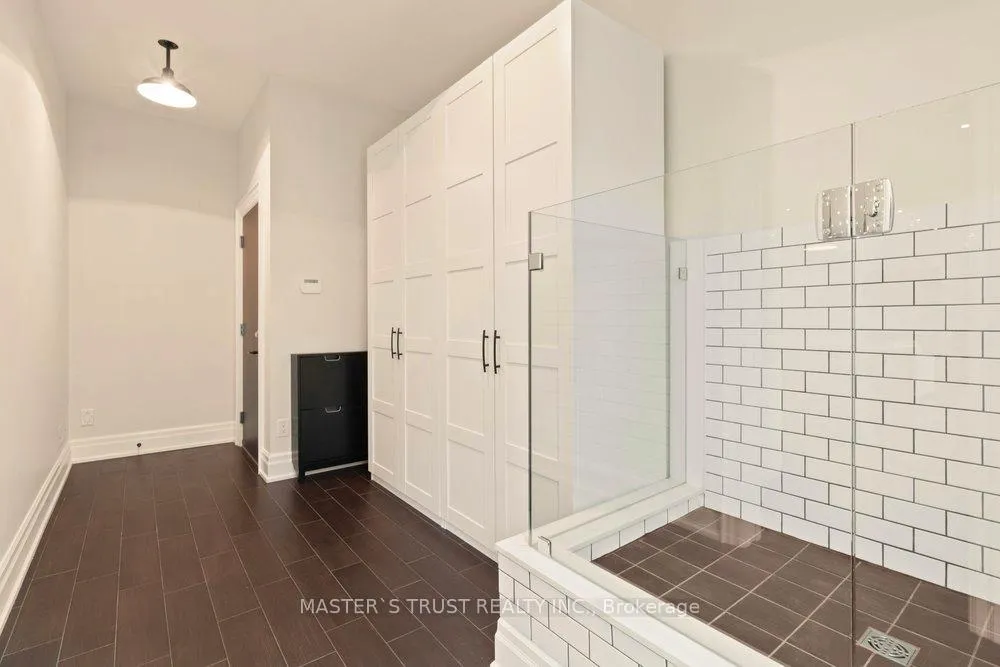 Photo 16 of 28 Forest Ridge Drive, Toronto, Forest Hill North — HOMEH