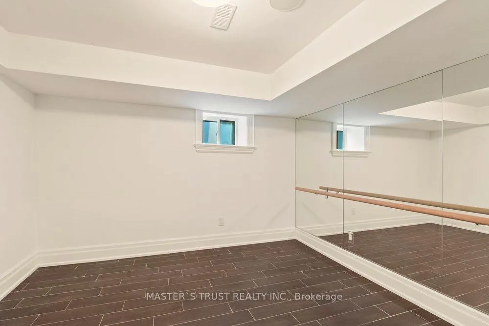 Photo 31 of 28 Forest Ridge Drive, Toronto, Forest Hill North — HOMEH