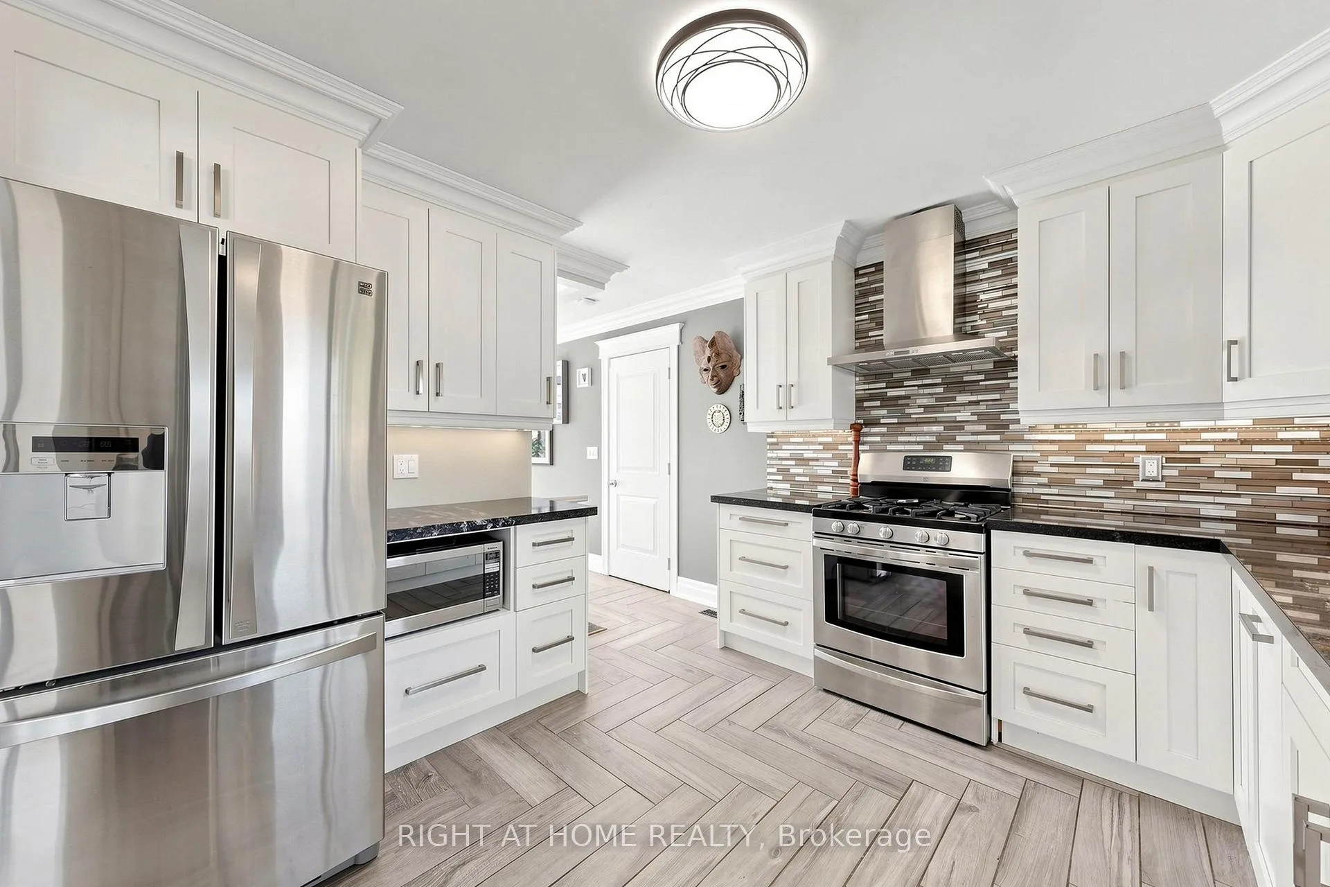 Photo 11 of 148 Patterson Road, Barrie, Ardagh — HOMEH