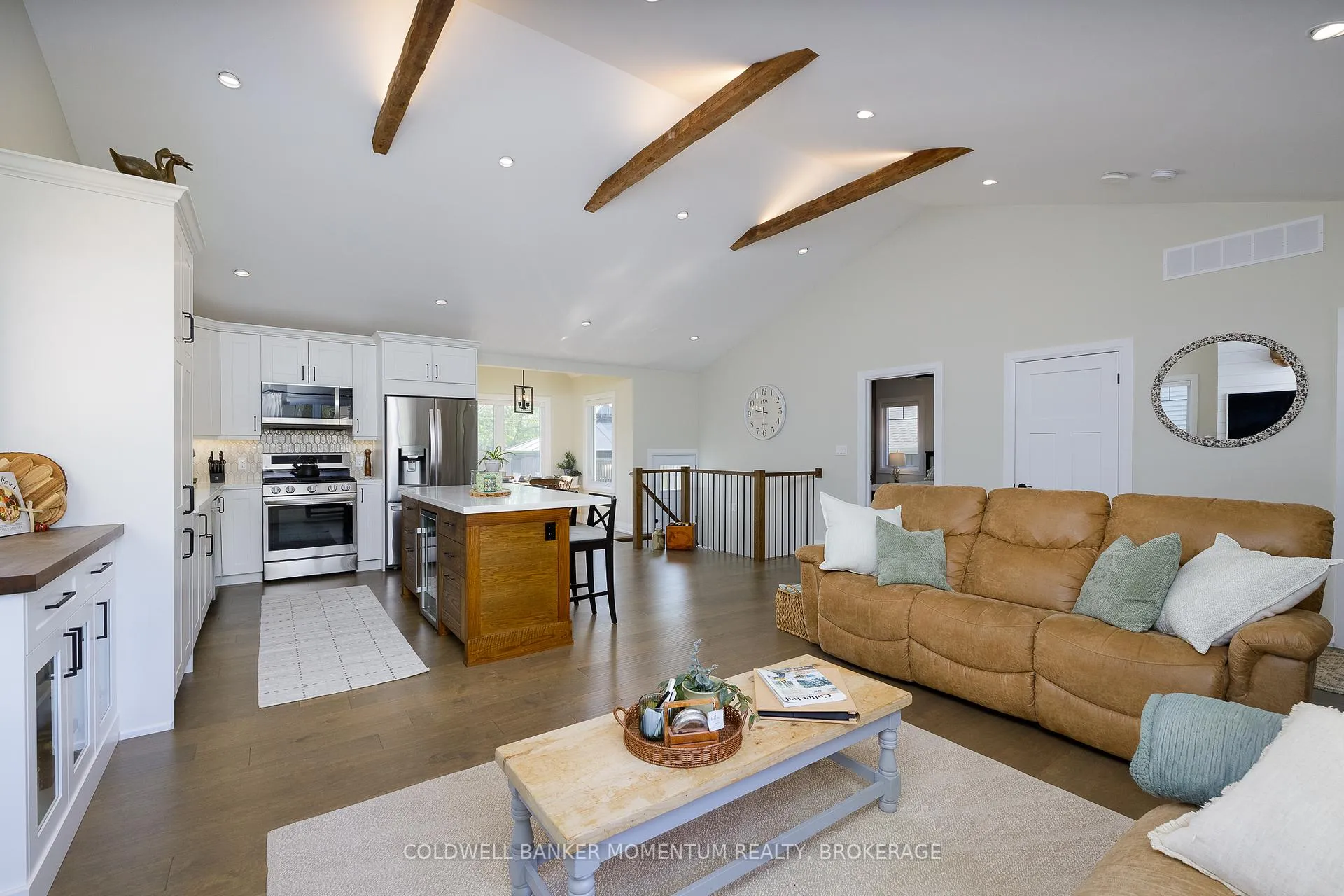 Photo 8 of 4155 Mountain Street, Lincoln, Beamsville — HOMEH
