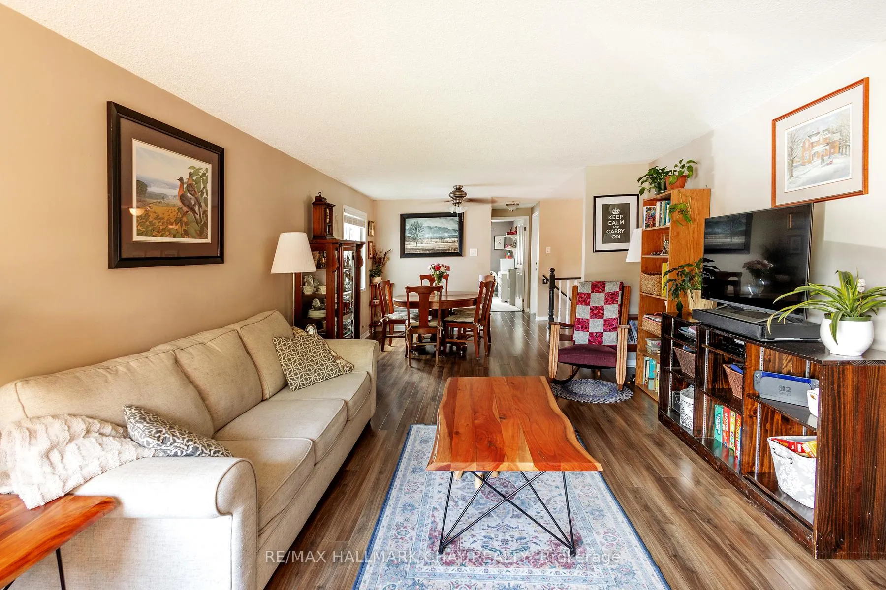Photo 5 of 90 Laidlaw Drive, Barrie, West Bayfield — HOMEH