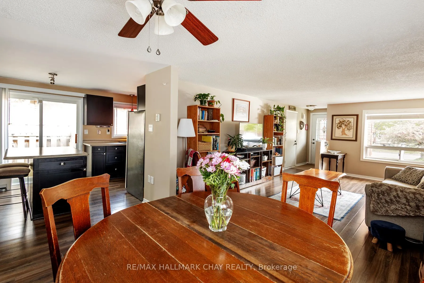 Photo 22 of 90 Laidlaw Drive, Barrie, West Bayfield — HOMEH