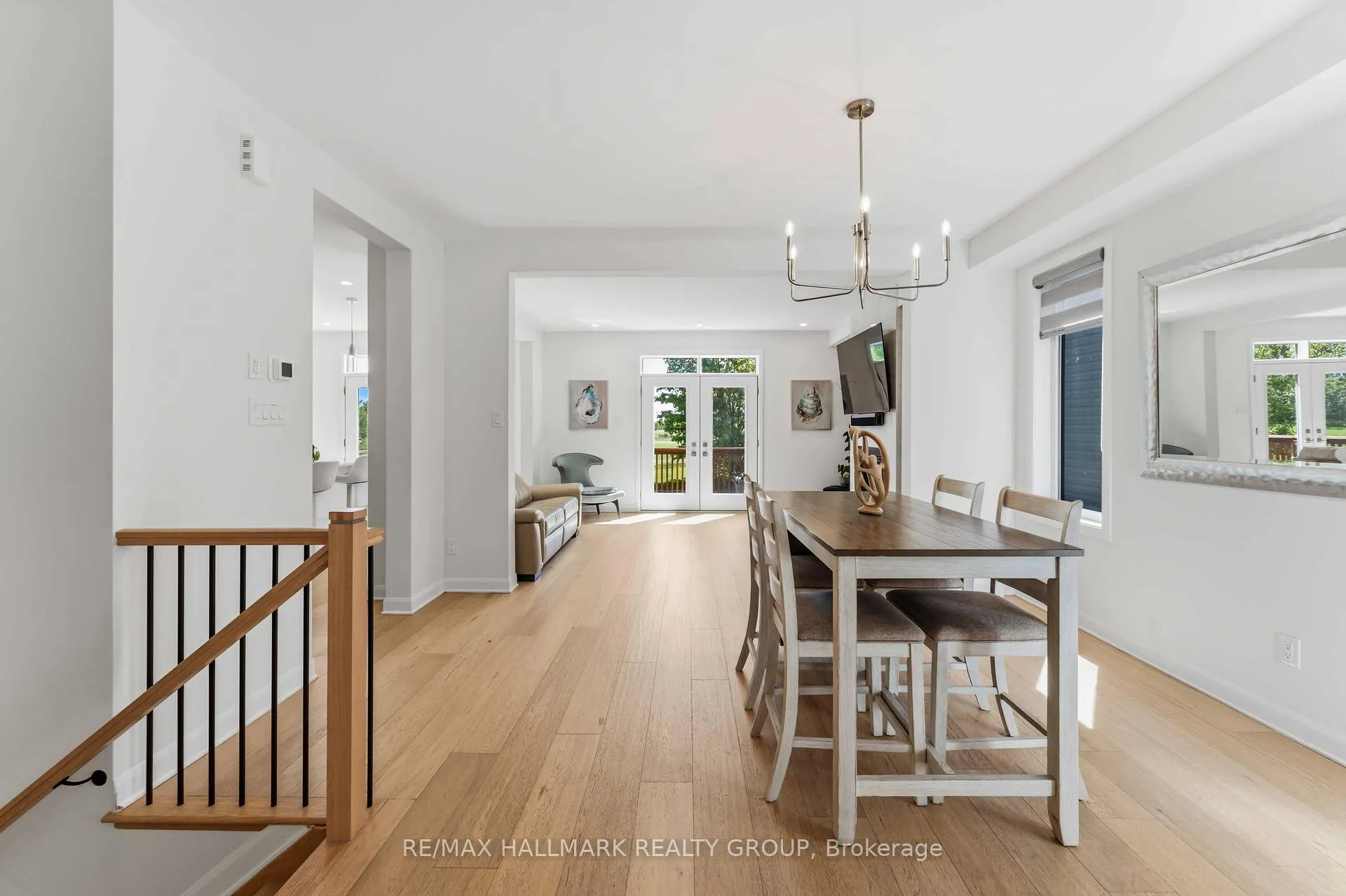 Photo 8 of 1014 Jubilation Court, Ottawa, Avalon East — HOMEH