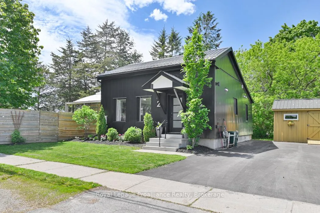 Photo 5 of 2 Howard Street, Belleville, Belleville Ward — HOMEH