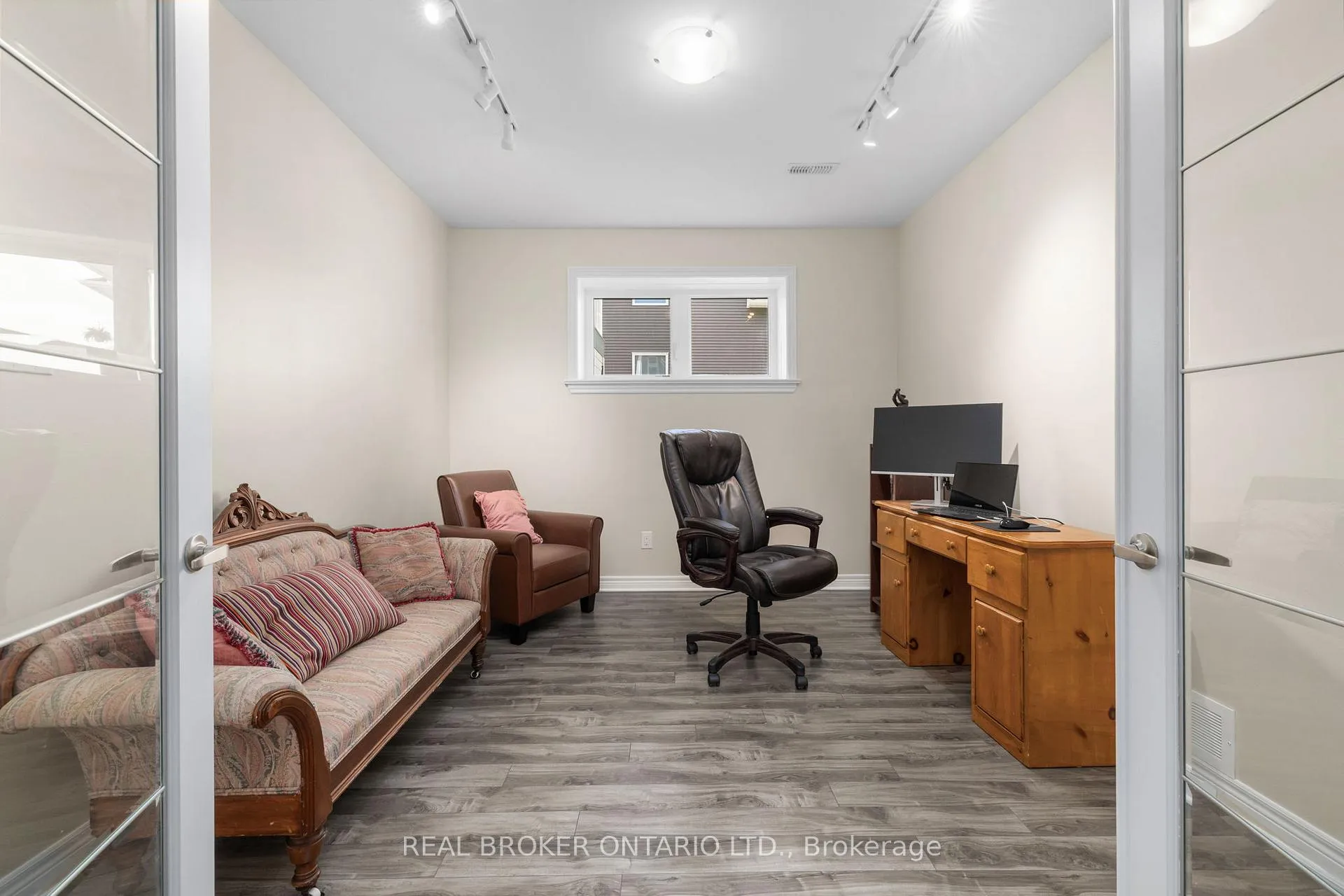 Photo 41 of 18 Bryce Court, Carleton Place — HOMEH