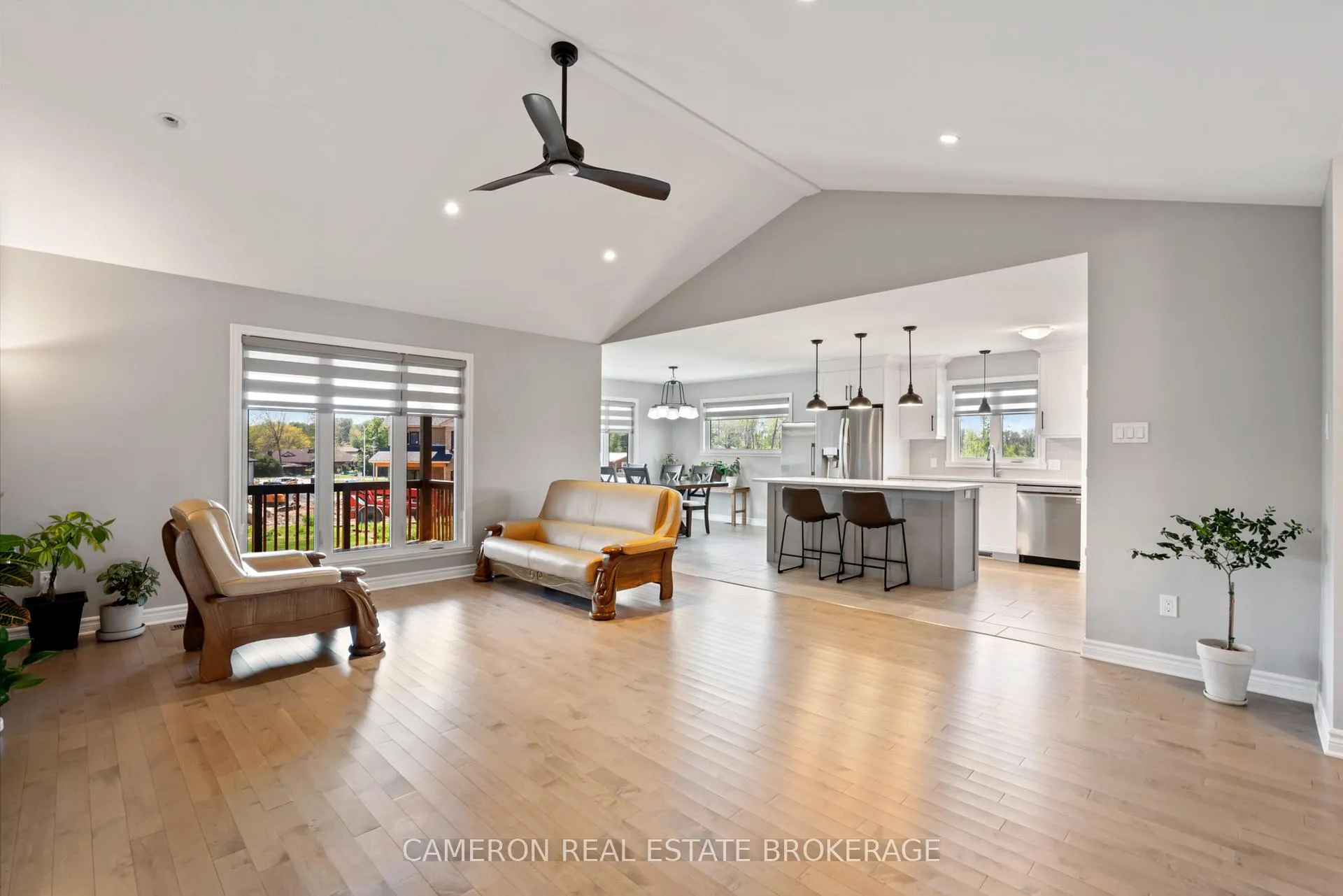 Photo 3 of 1640 Oxbridge Drive, Cornwall — HOMEH