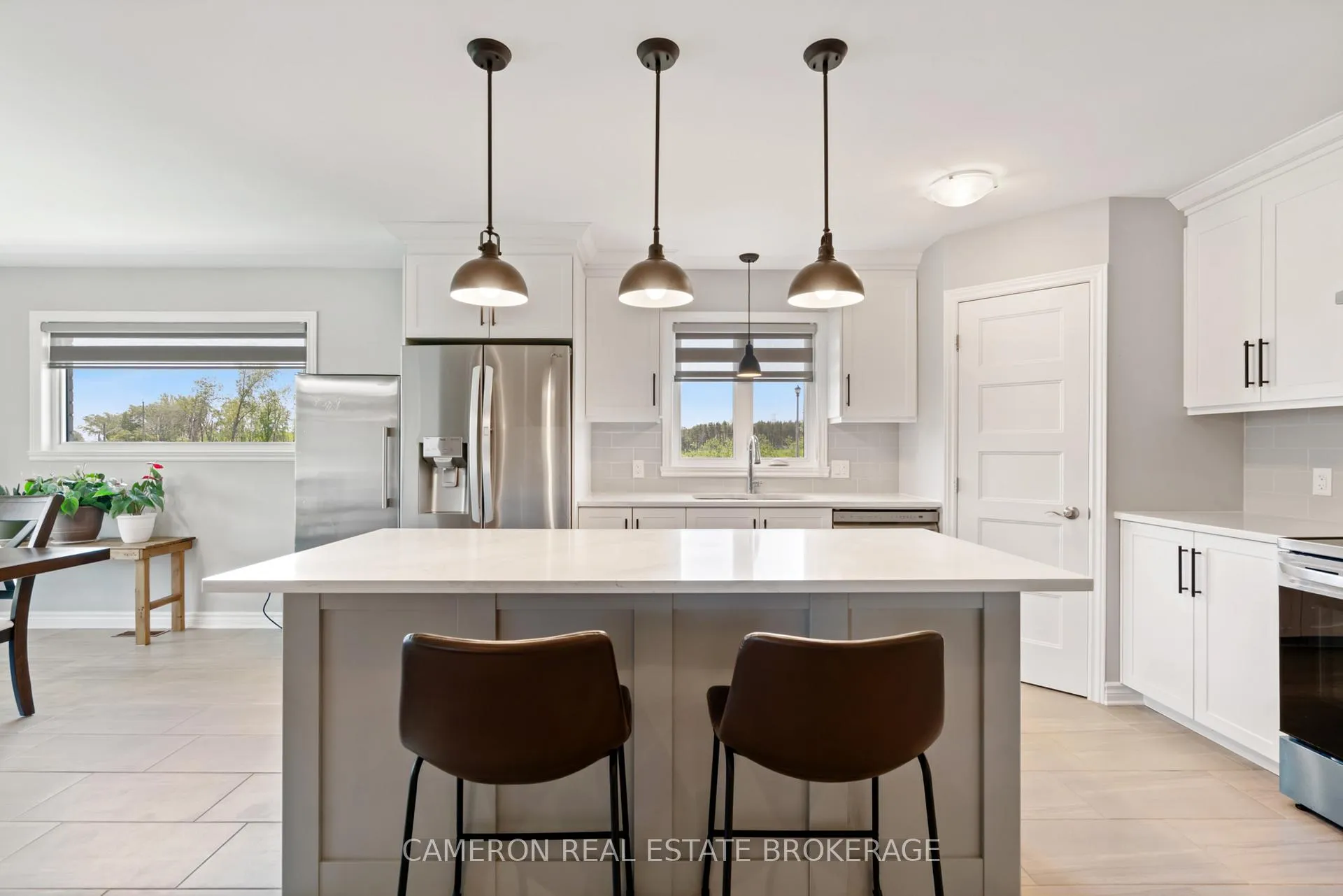 Photo 4 of 1640 Oxbridge Drive, Cornwall — HOMEH