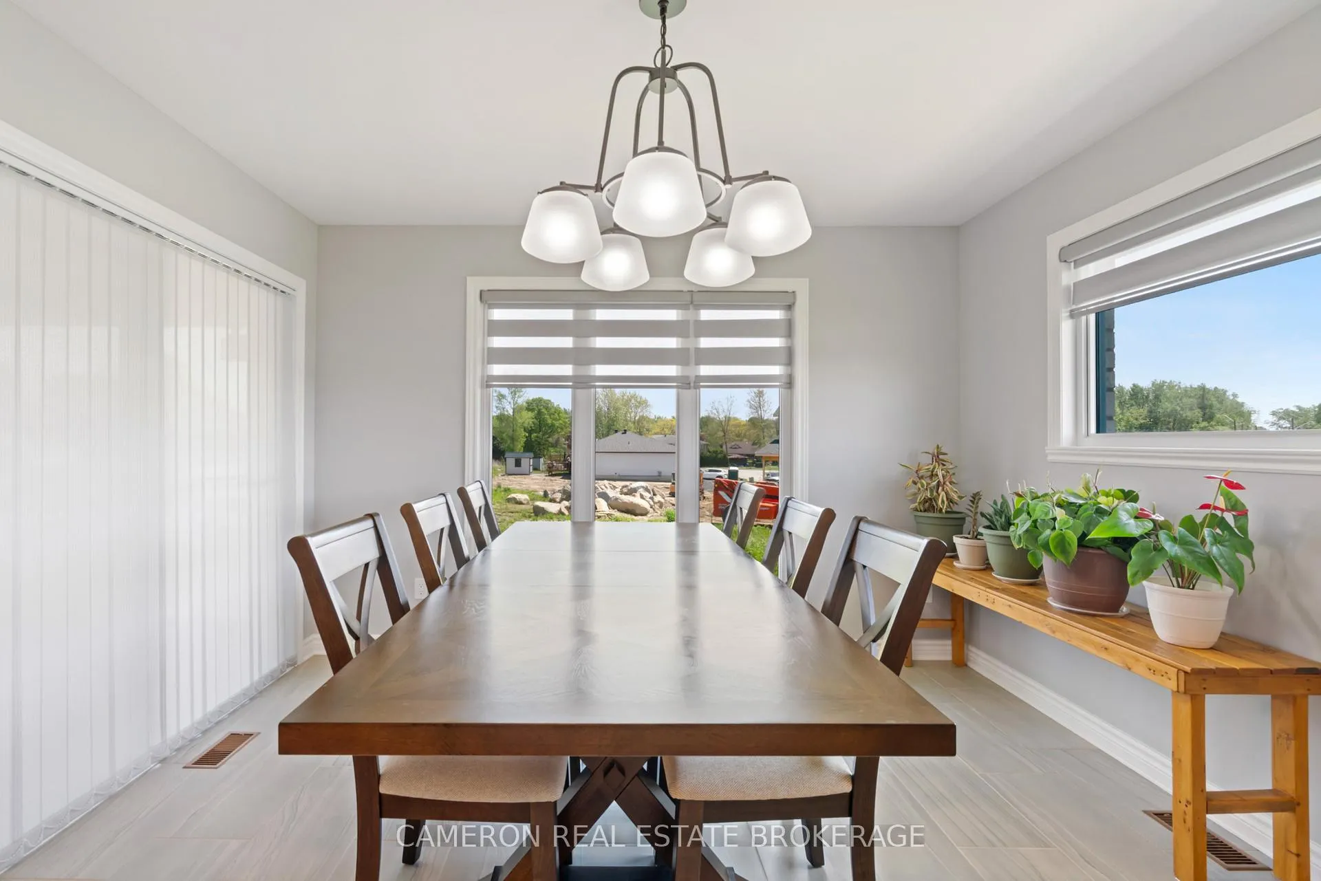 Photo 8 of 1640 Oxbridge Drive, Cornwall — HOMEH