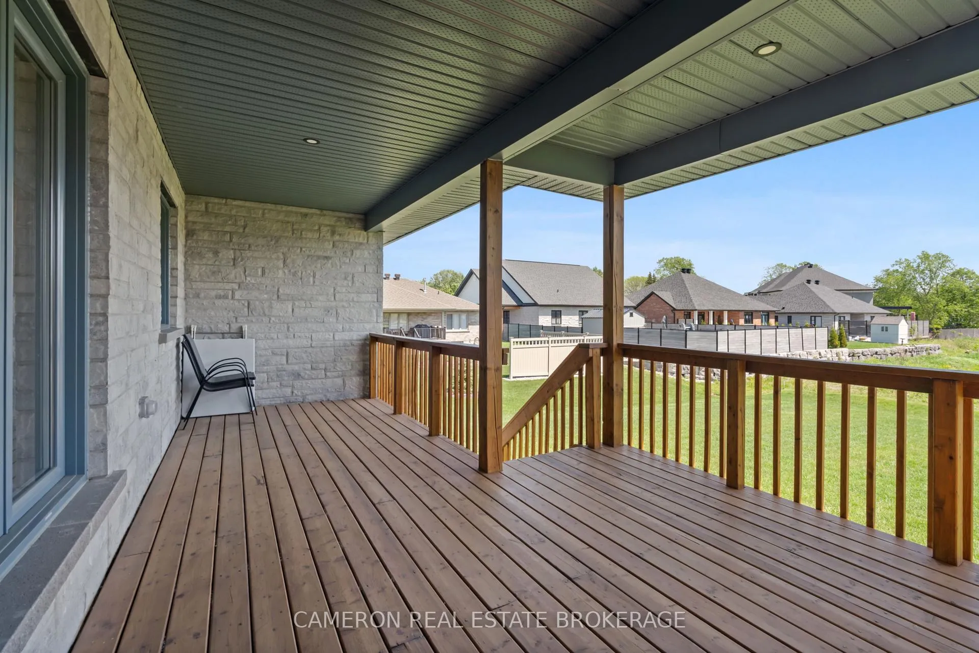 Photo 35 of 1640 Oxbridge Drive, Cornwall — HOMEH