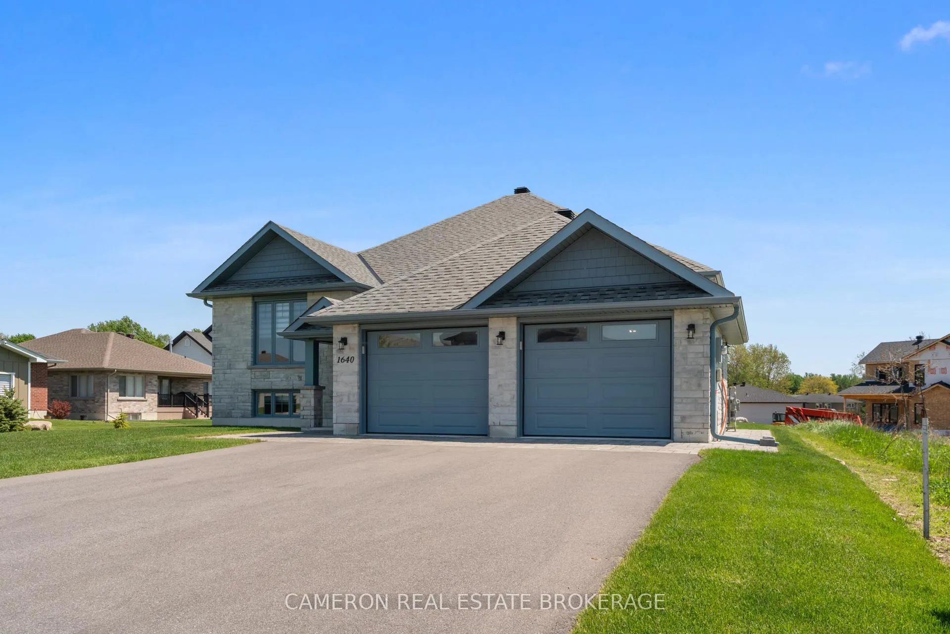 Photo 38 of 1640 Oxbridge Drive, Cornwall — HOMEH