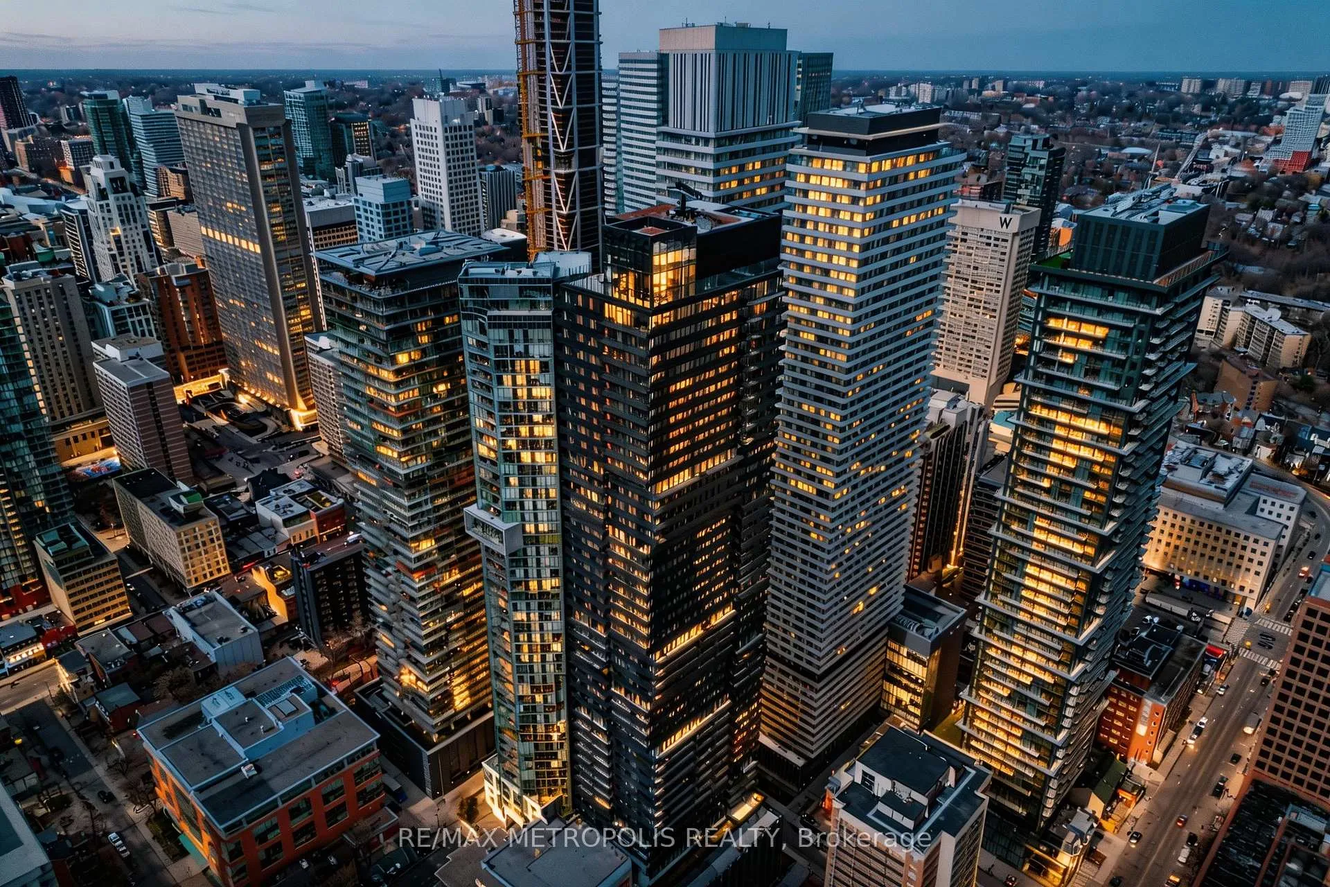 Photo 2 of Unit 1203, 55 Charles Street E, Toronto, Church-Yonge Corridor — HOMEH