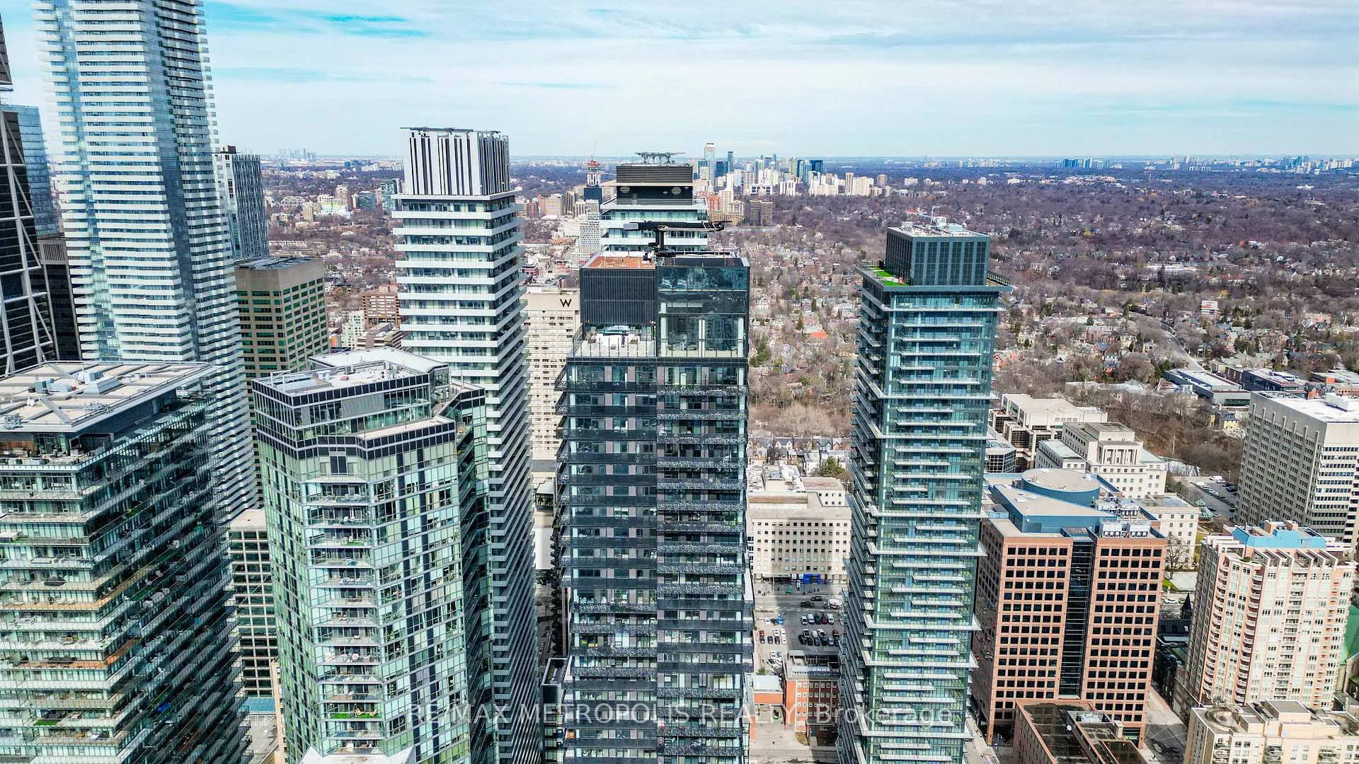 Photo 4 of Unit 1203, 55 Charles Street E, Toronto, Church-Yonge Corridor — HOMEH