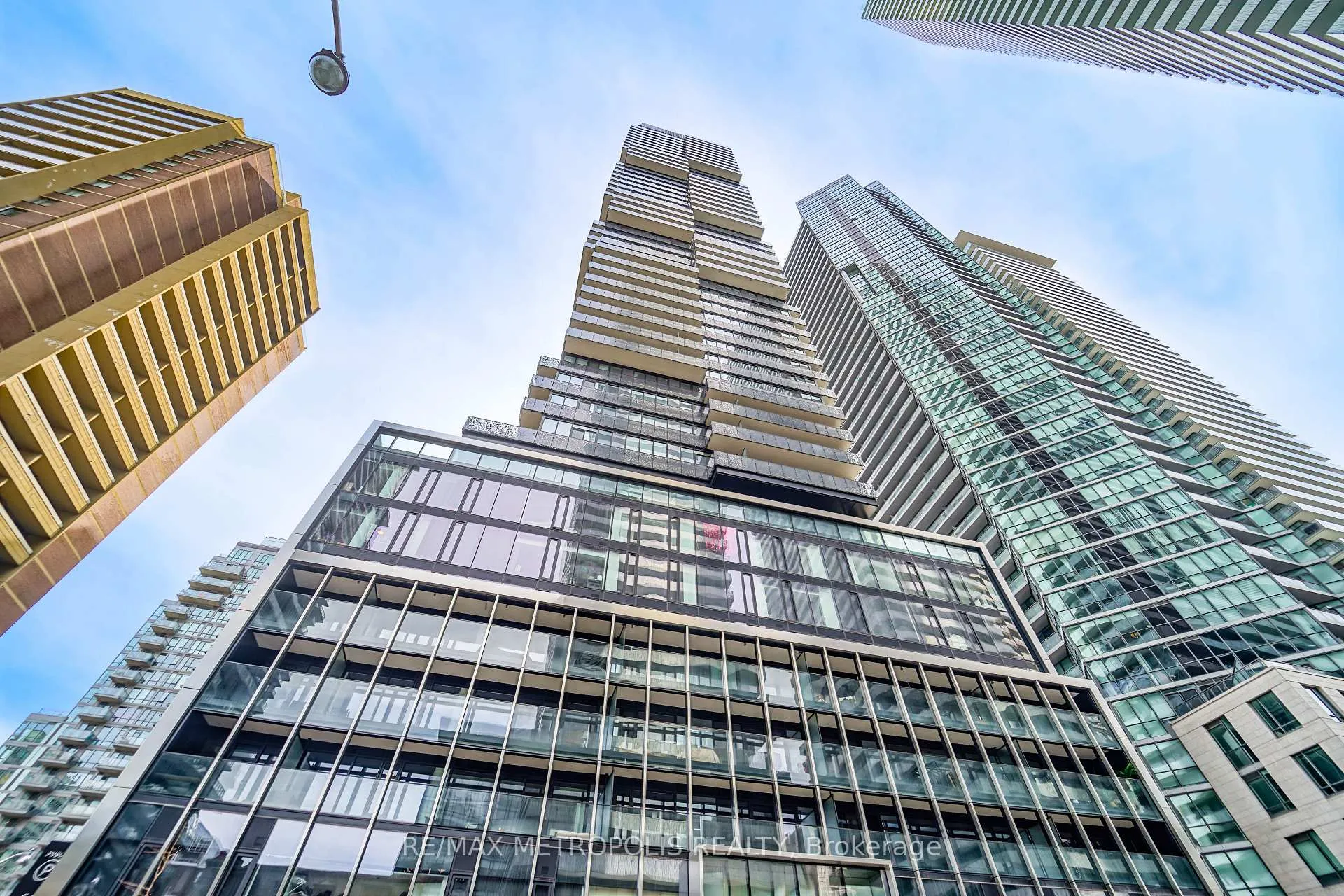 Photo 43 of Unit 1203, 55 Charles Street E, Toronto, Church-Yonge Corridor — HOMEH