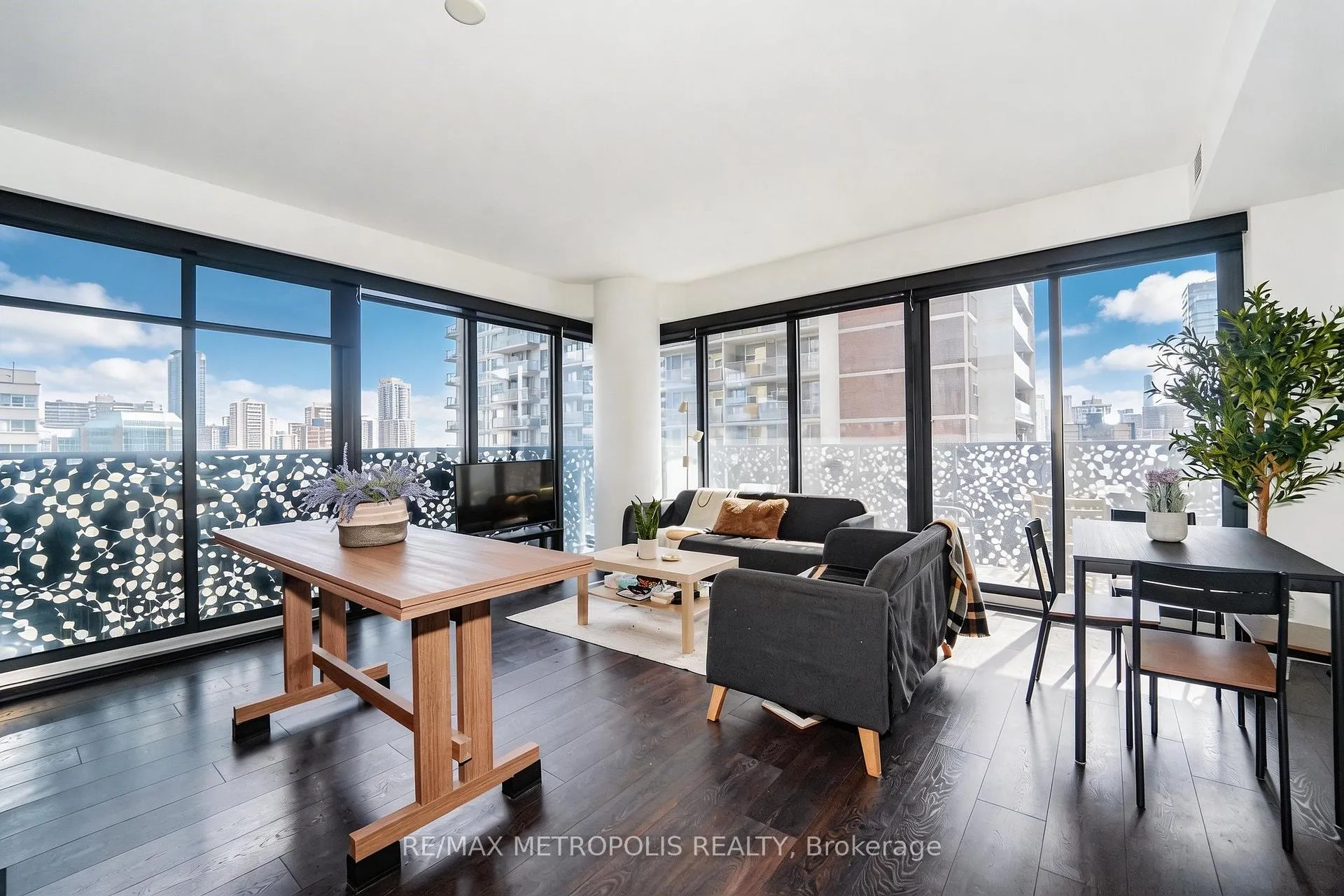 Photo 26 of Unit 1203, 55 Charles Street E, Toronto, Church-Yonge Corridor — HOMEH