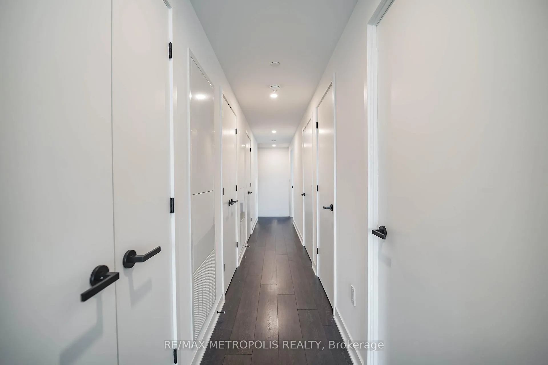 Photo 32 of Unit 1203, 55 Charles Street E, Toronto, Church-Yonge Corridor — HOMEH