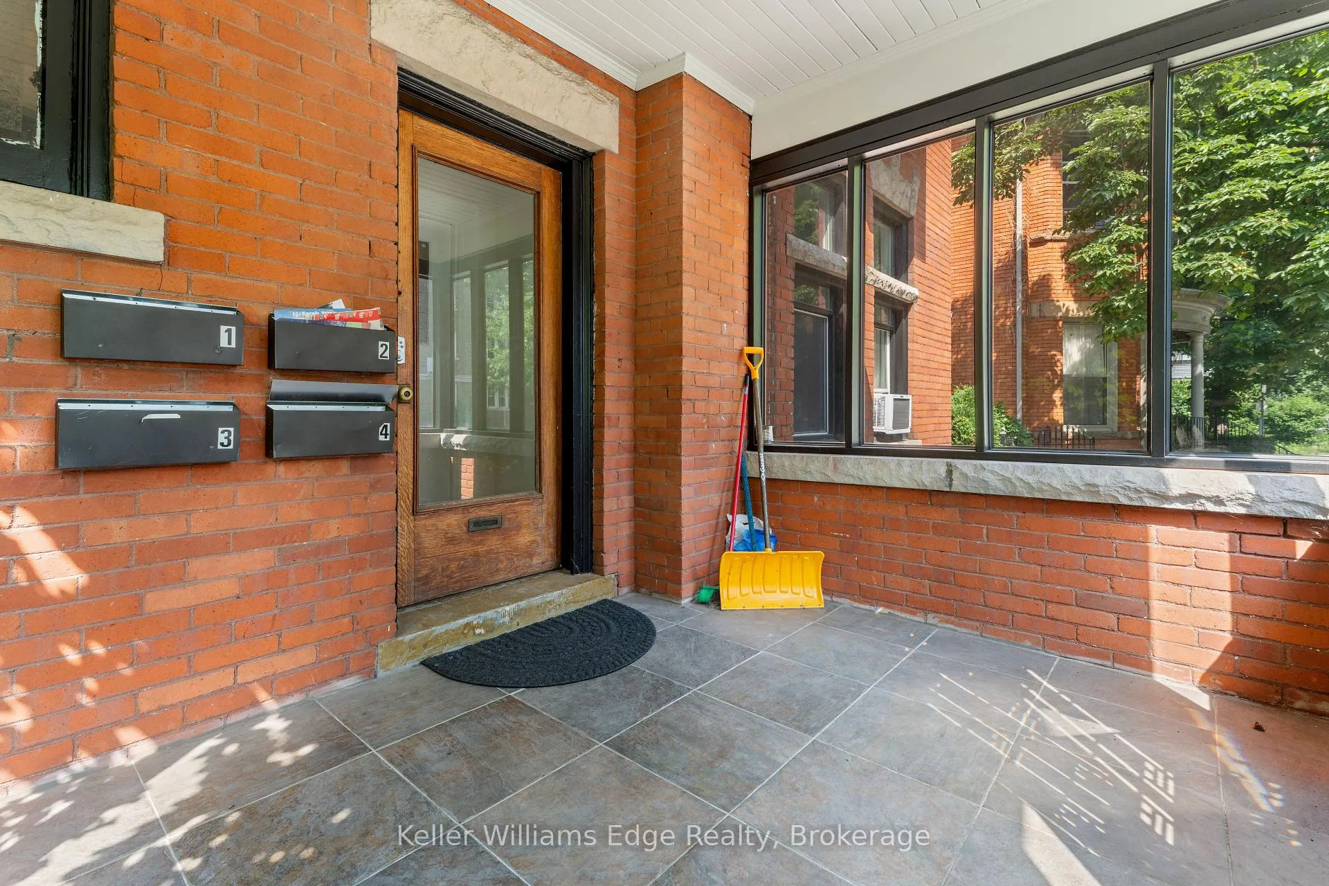 Photo 5 of Unit 2, 128 Herkimer Street, Hamilton, Durand — HOMEH