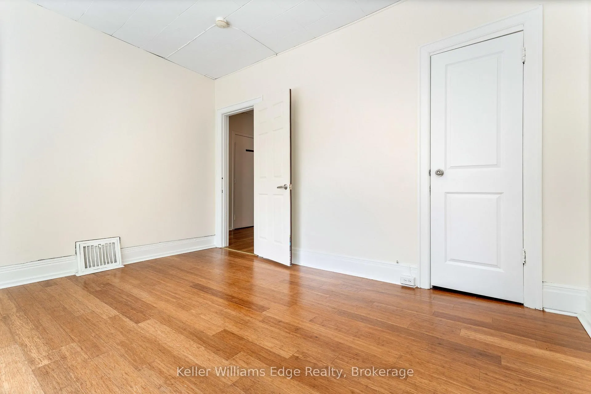 Photo 15 of Unit 2, 128 Herkimer Street, Hamilton, Durand — HOMEH