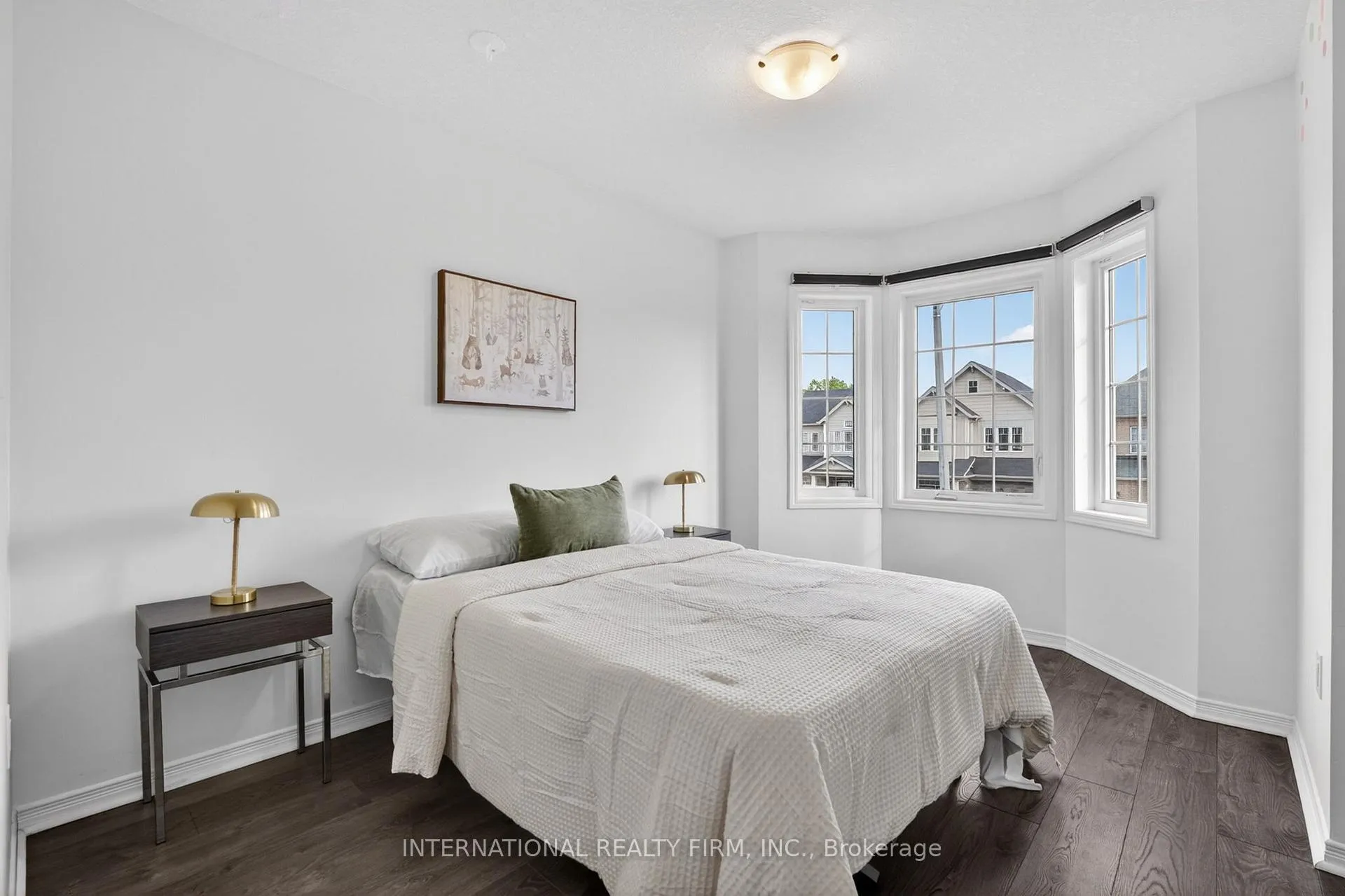 Photo 27 of 7785 Hackberry Trail, Niagara Falls, Brown — HOMEH