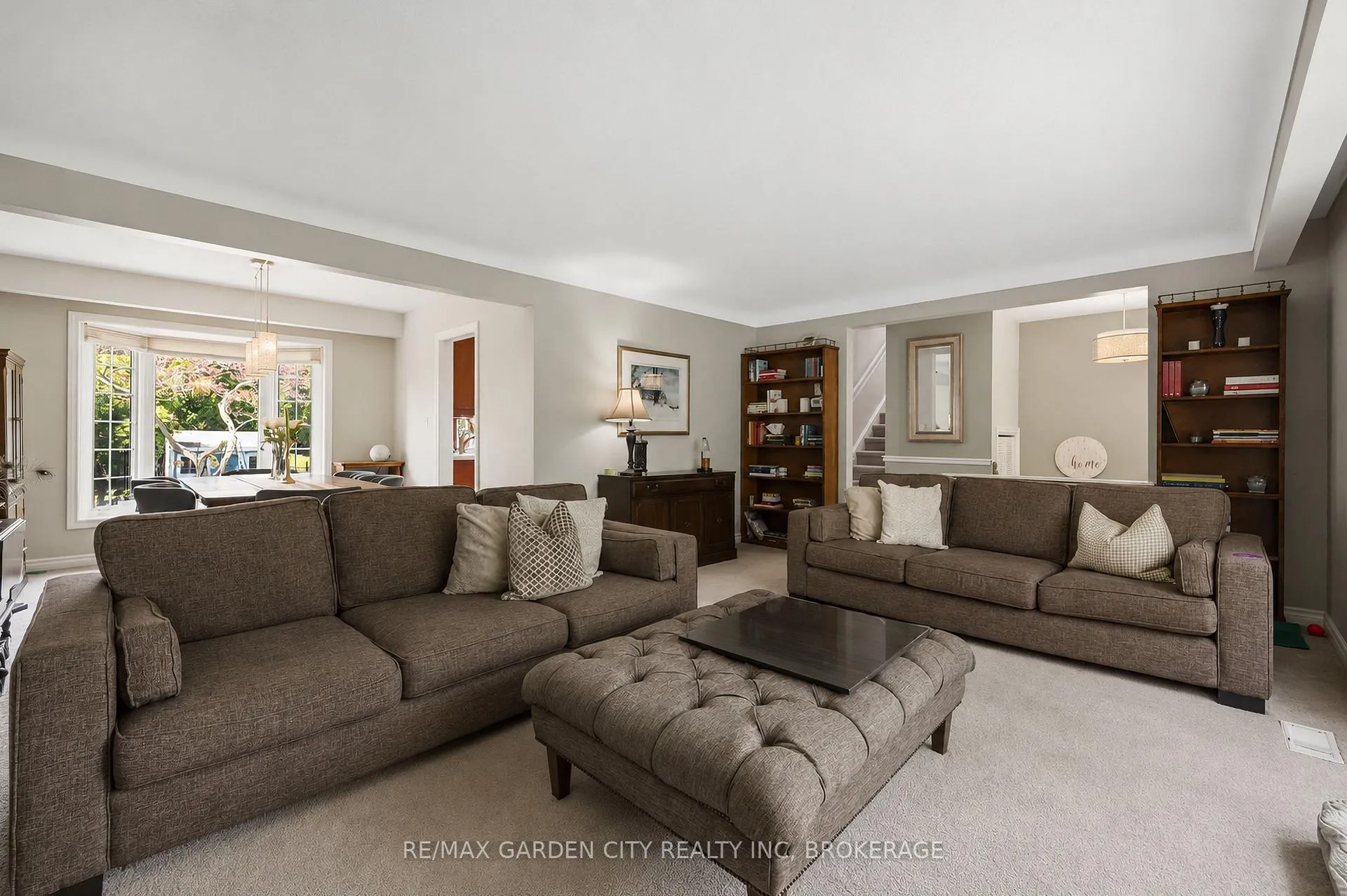 Photo 27 of 61 Royal York Road, St. Catharines, Lakeshore — HOMEH