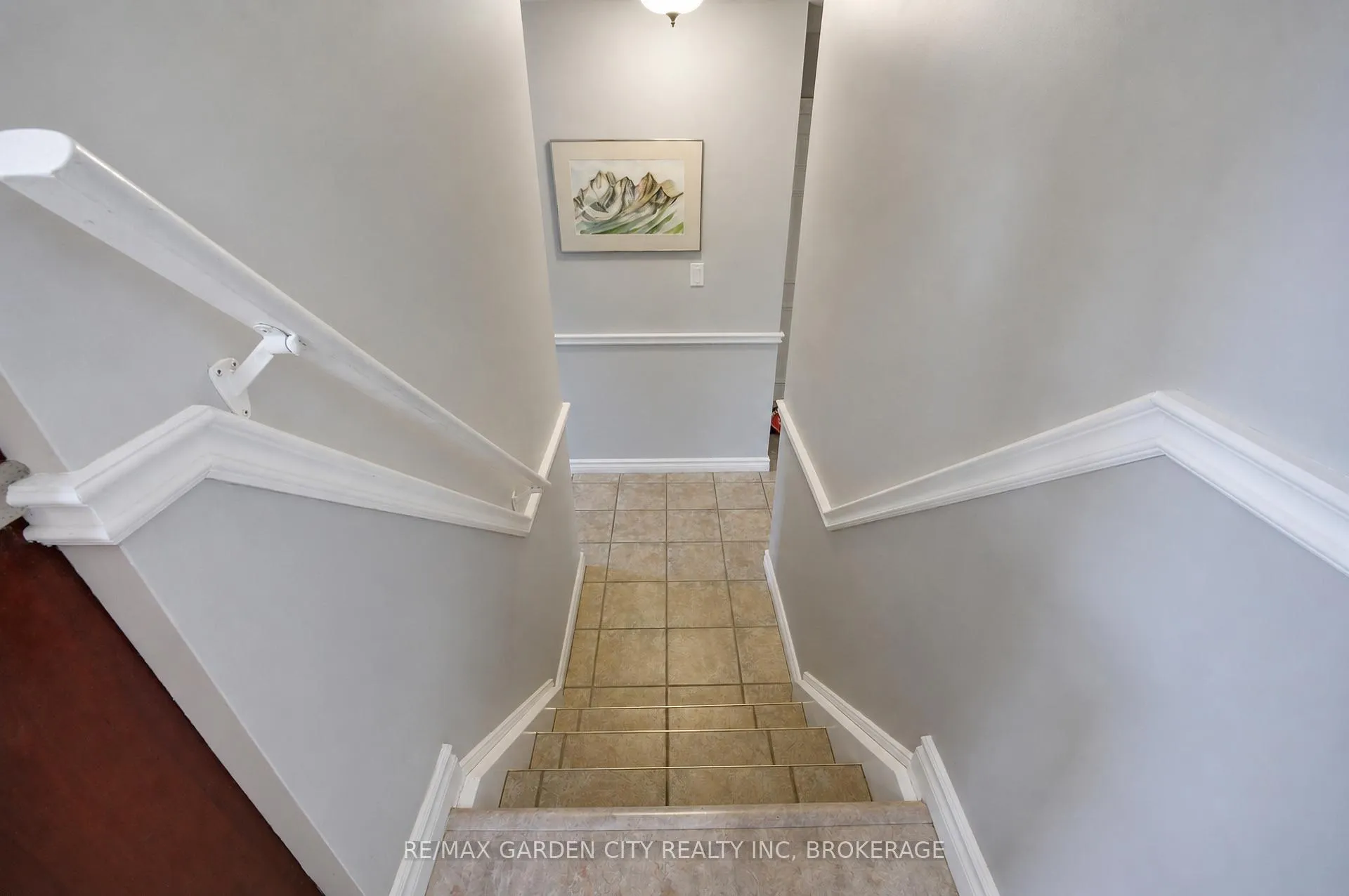 Photo 33 of 61 Royal York Road, St. Catharines, Lakeshore — HOMEH