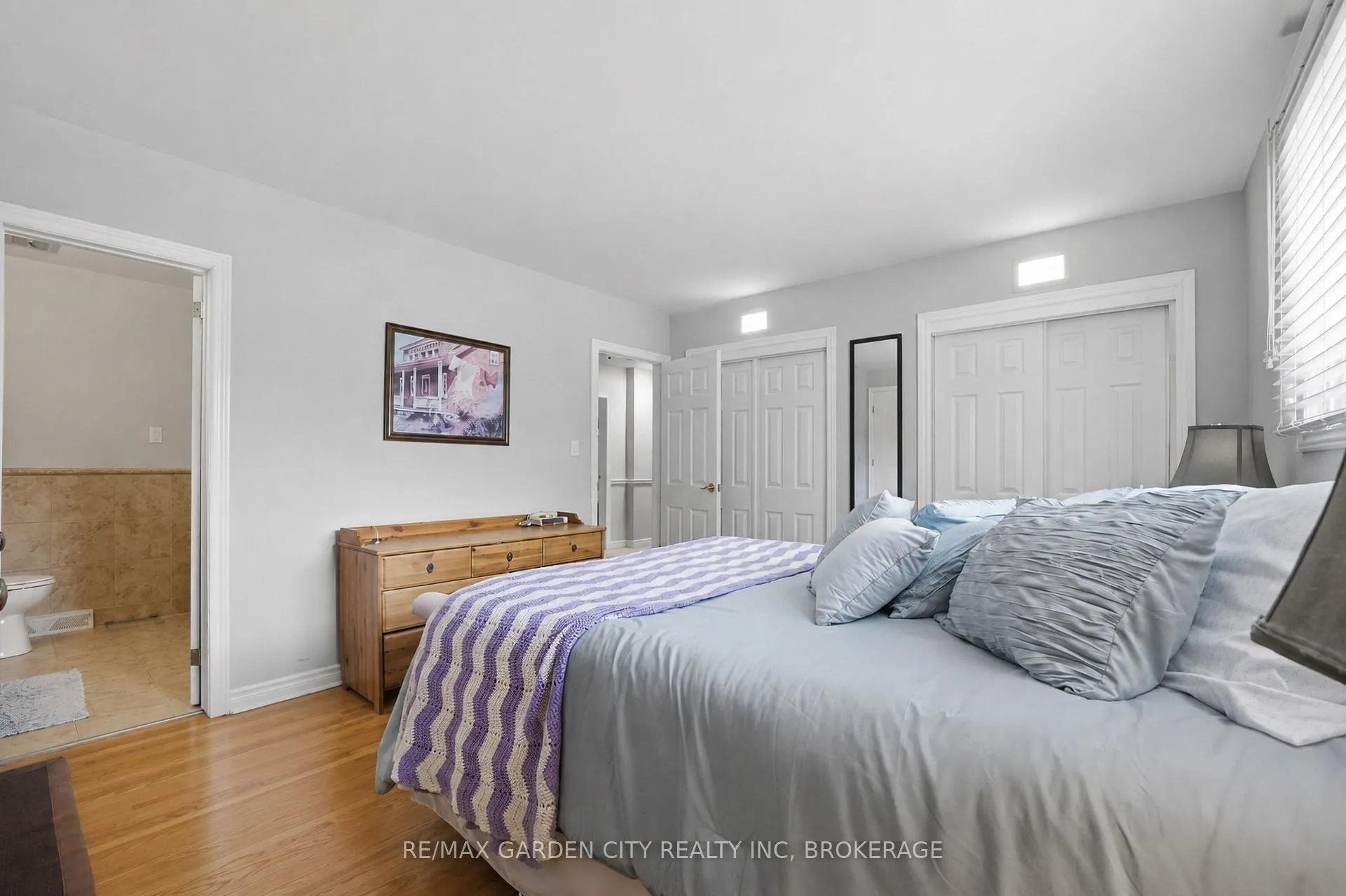 Photo 42 of 61 Royal York Road, St. Catharines, Lakeshore — HOMEH