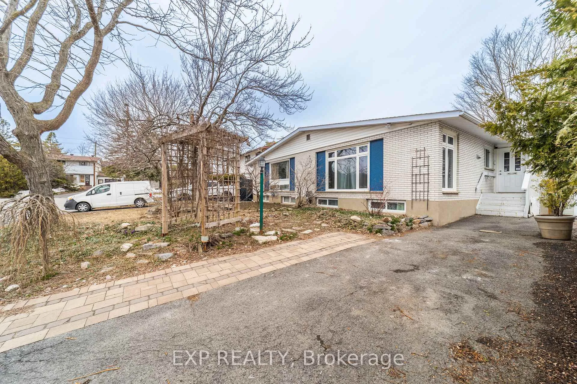Photo 35 of 21 Southview Crescent, Ottawa, Borden Farm/Stewart Farm/Carleton Heights/Parkwood Hills — HOMEH