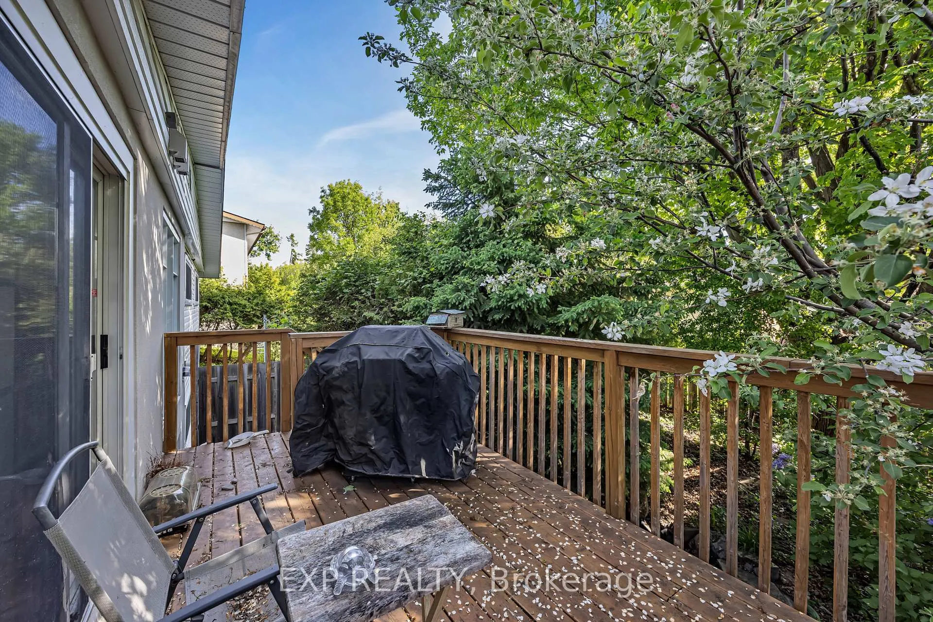 Photo 36 of 21 Southview Crescent, Ottawa, Borden Farm/Stewart Farm/Carleton Heights/Parkwood Hills — HOMEH