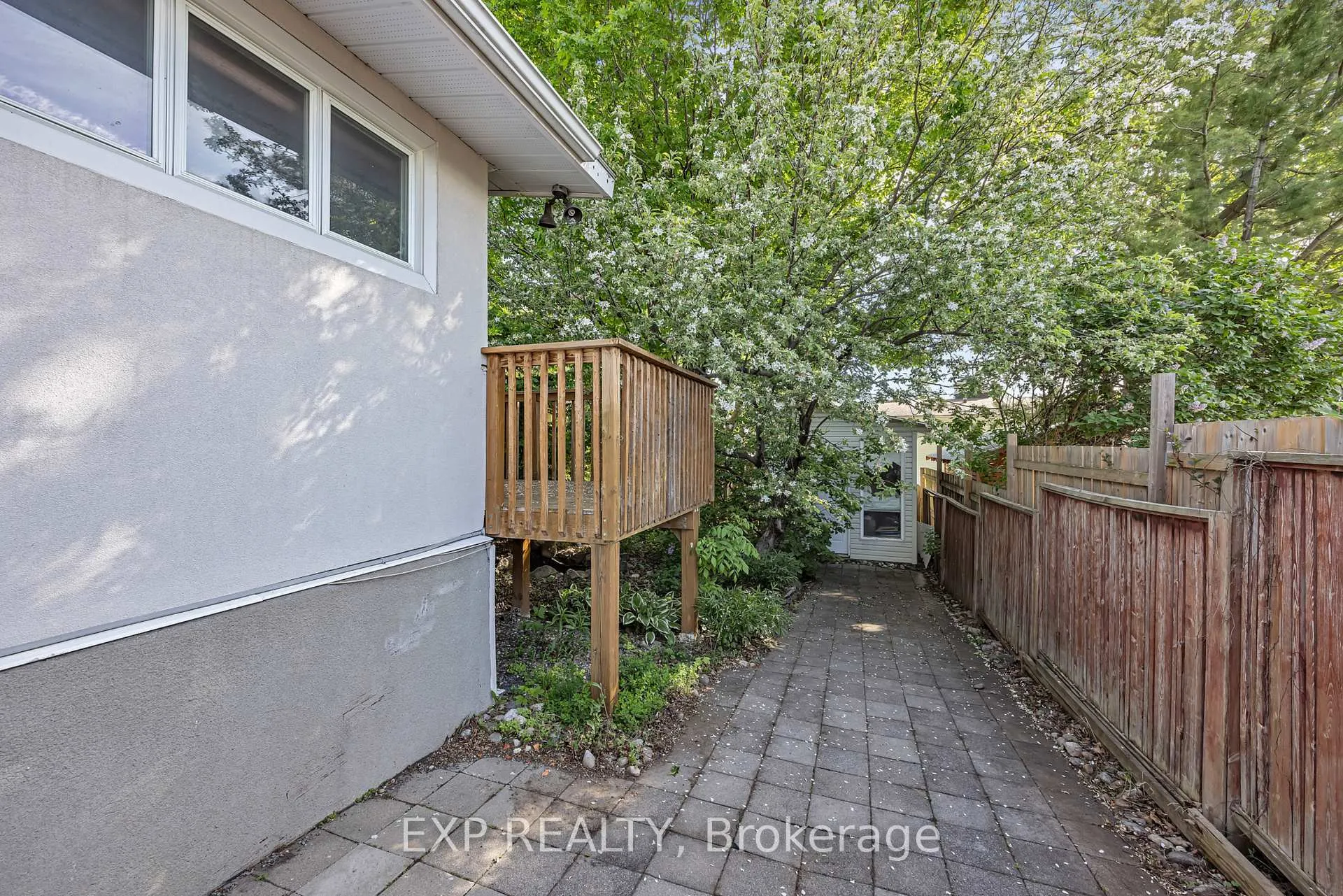 Photo 32 of 21 Southview Crescent, Ottawa, Borden Farm/Stewart Farm/Carleton Heights/Parkwood Hills — HOMEH