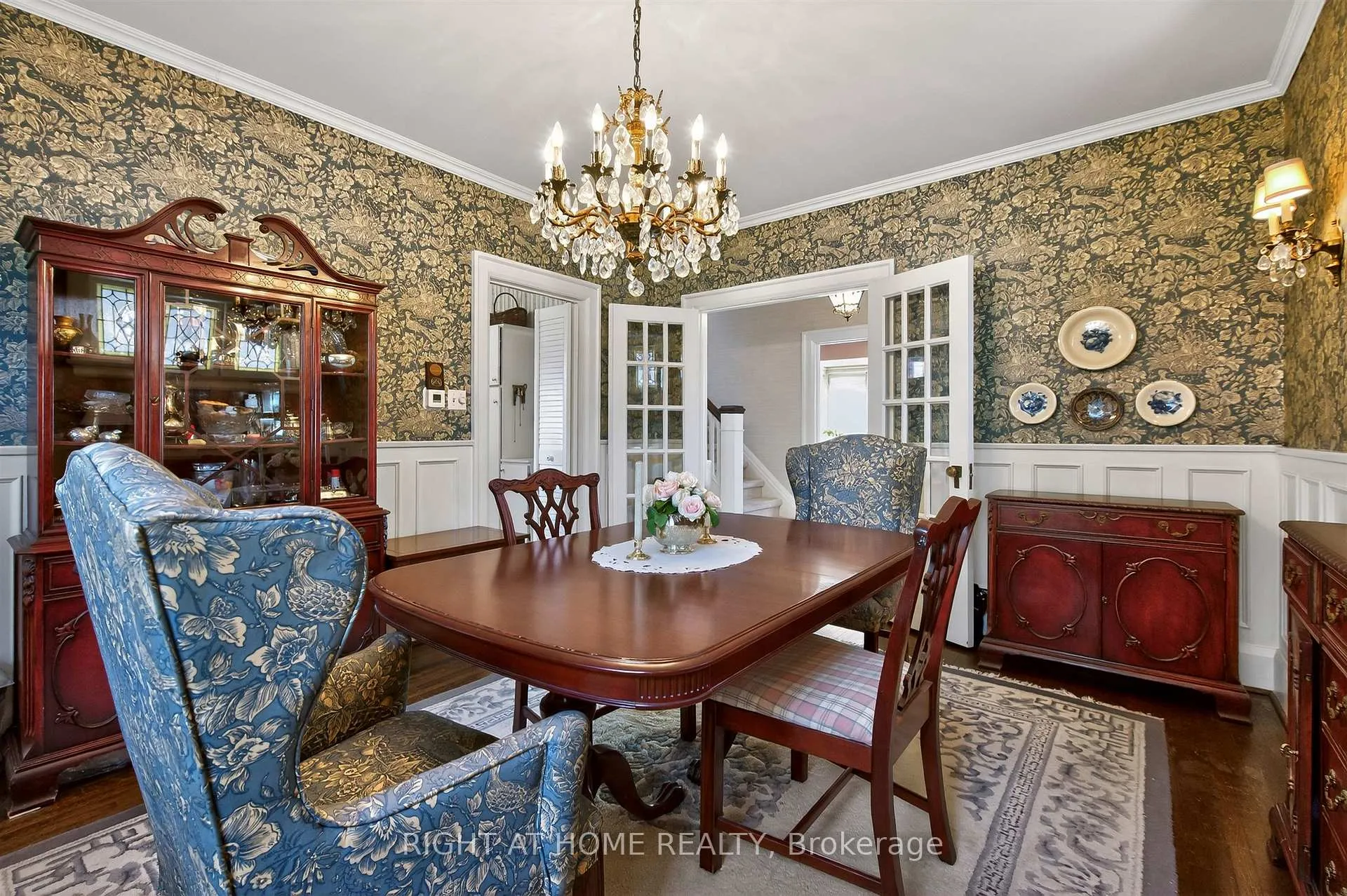 Photo 10 of 37 Heather Street, Toronto, Lawrence Park South — HOMEH