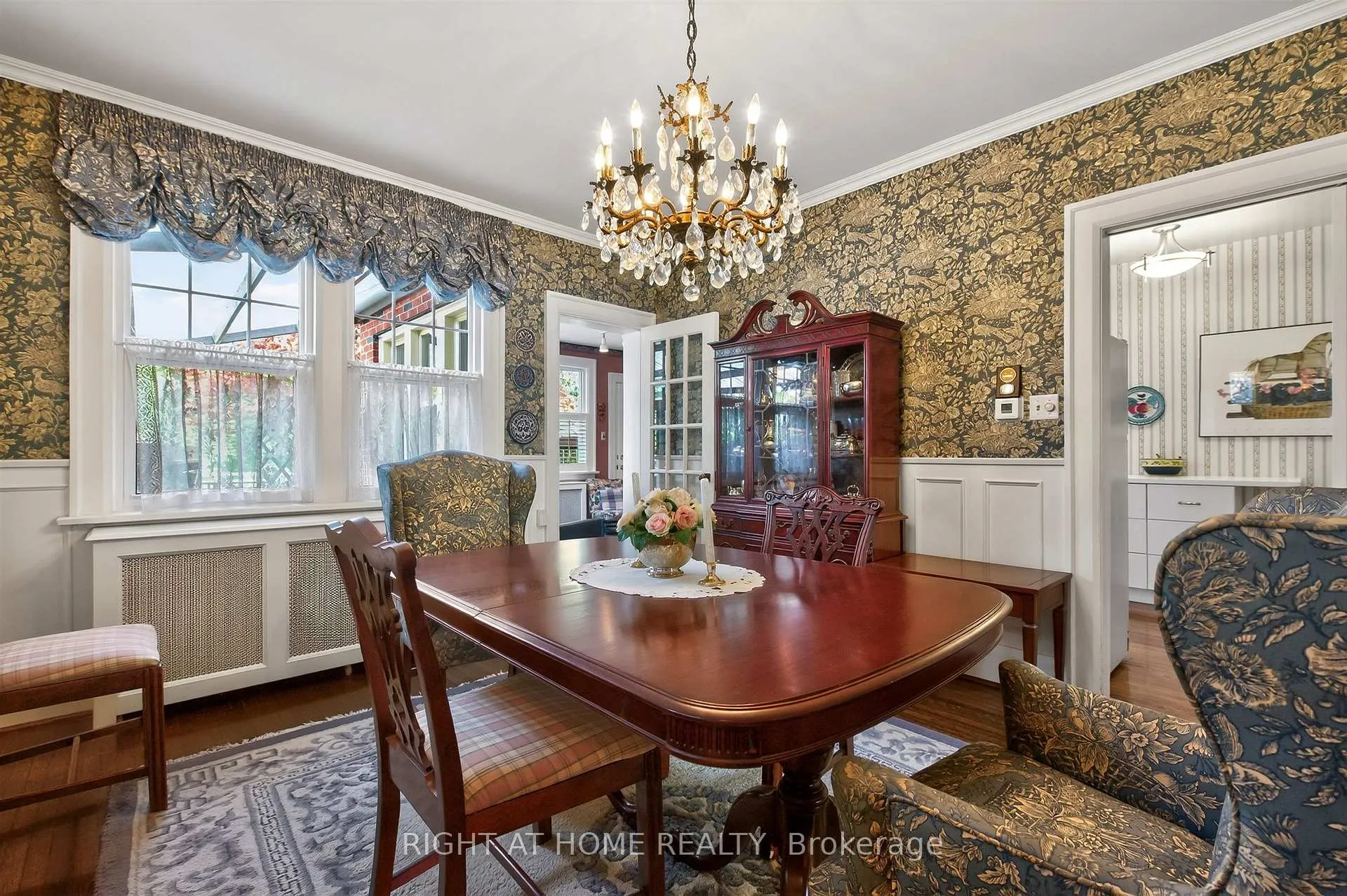 Photo 11 of 37 Heather Street, Toronto, Lawrence Park South — HOMEH