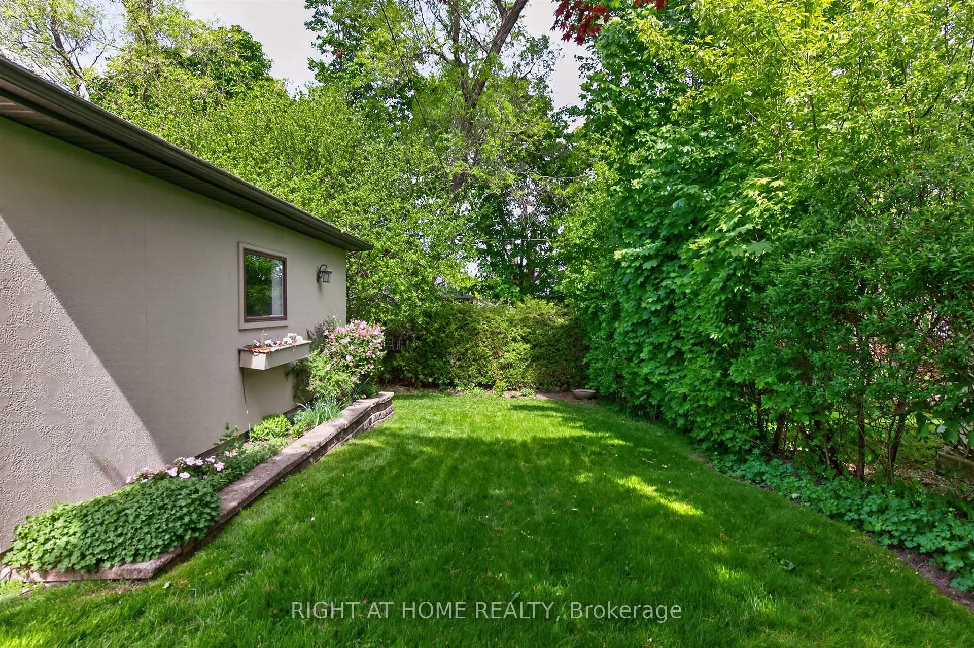 Photo 29 of 37 Heather Street, Toronto, Lawrence Park South — HOMEH