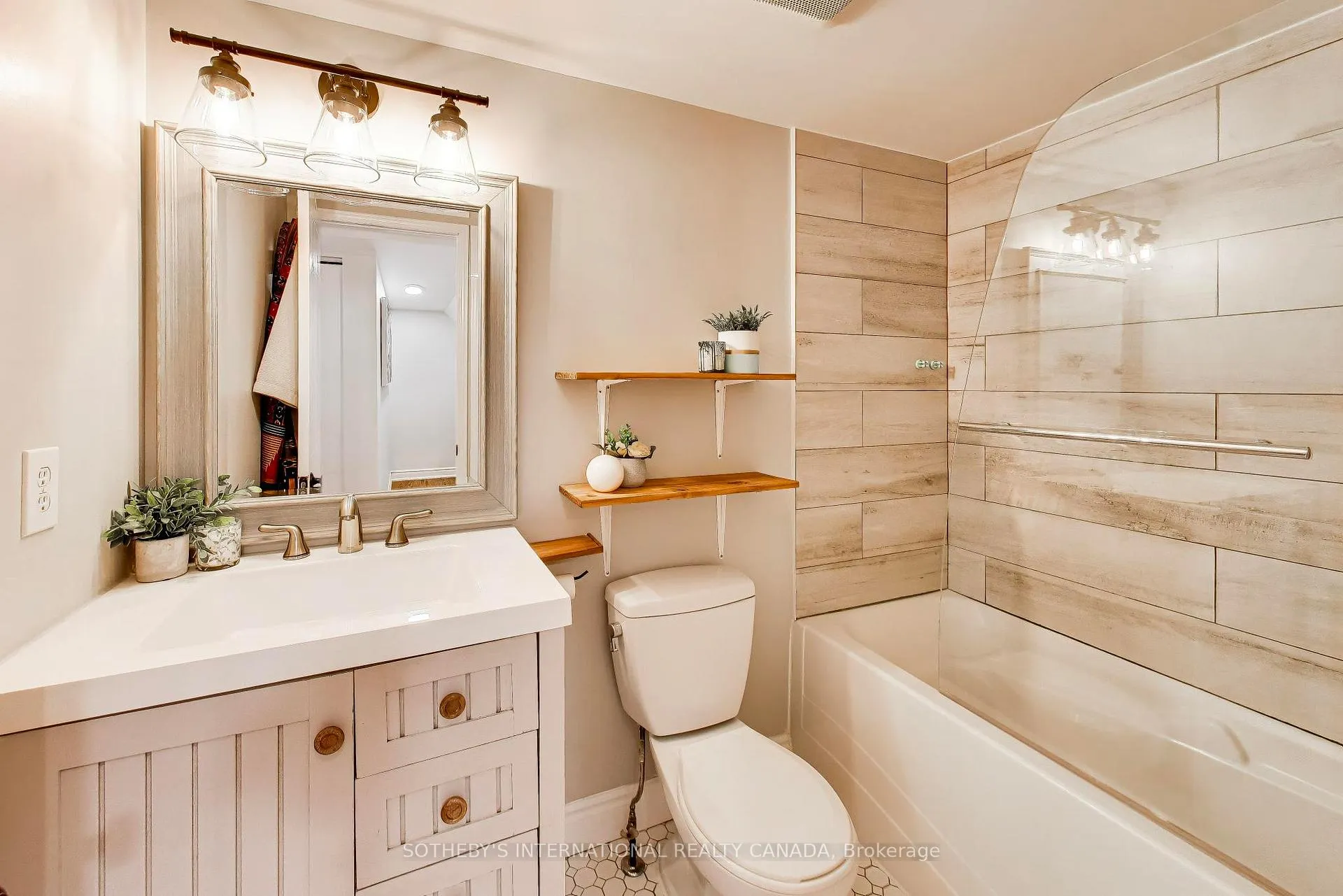 Photo 17 of Unit 103, 262 St Helens Avenue, Toronto, Dufferin Grove — HOMEH