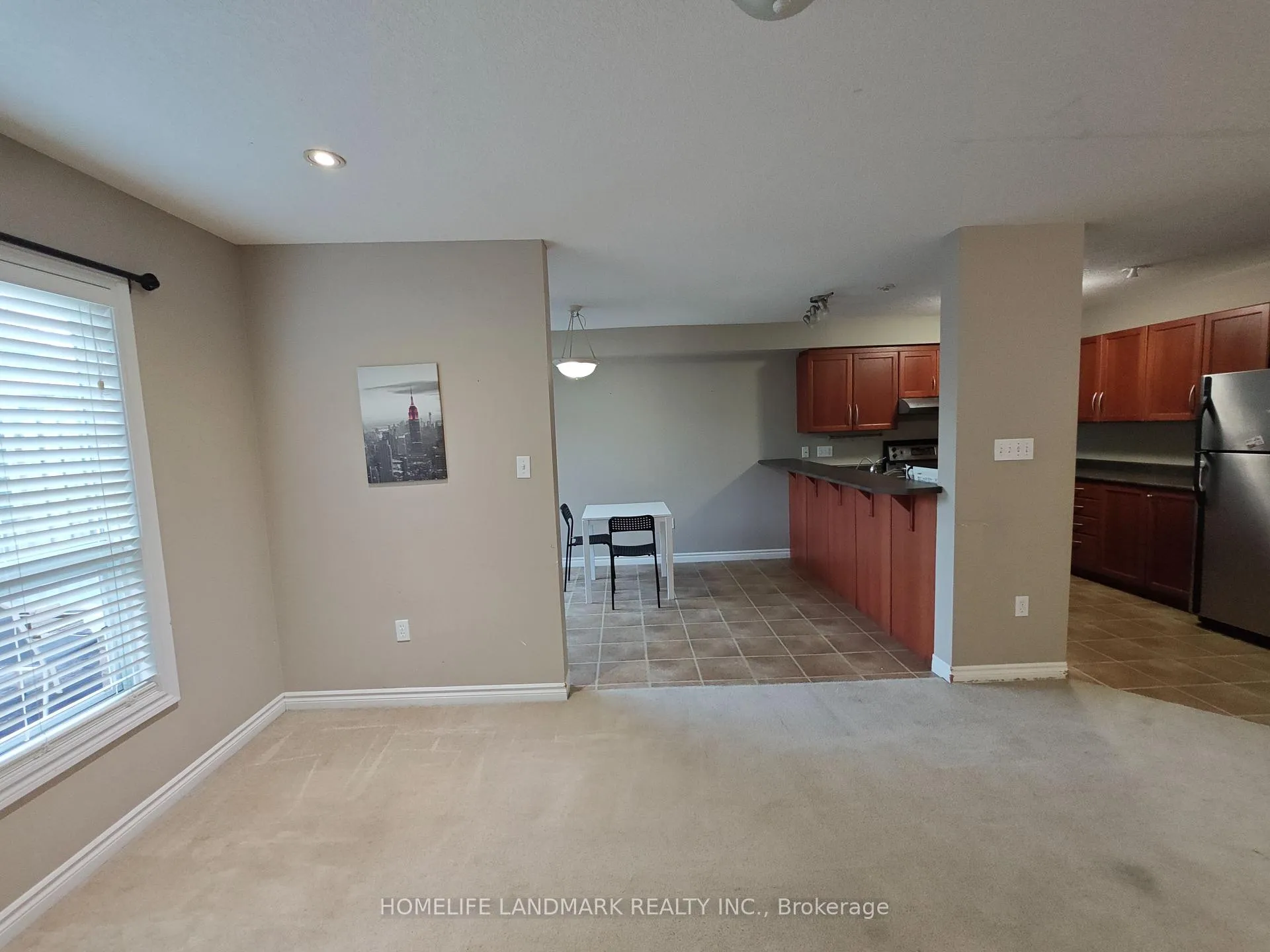 Photo 5 of 370 Sauve Crescent, Waterloo, Clair Hills — HOMEH