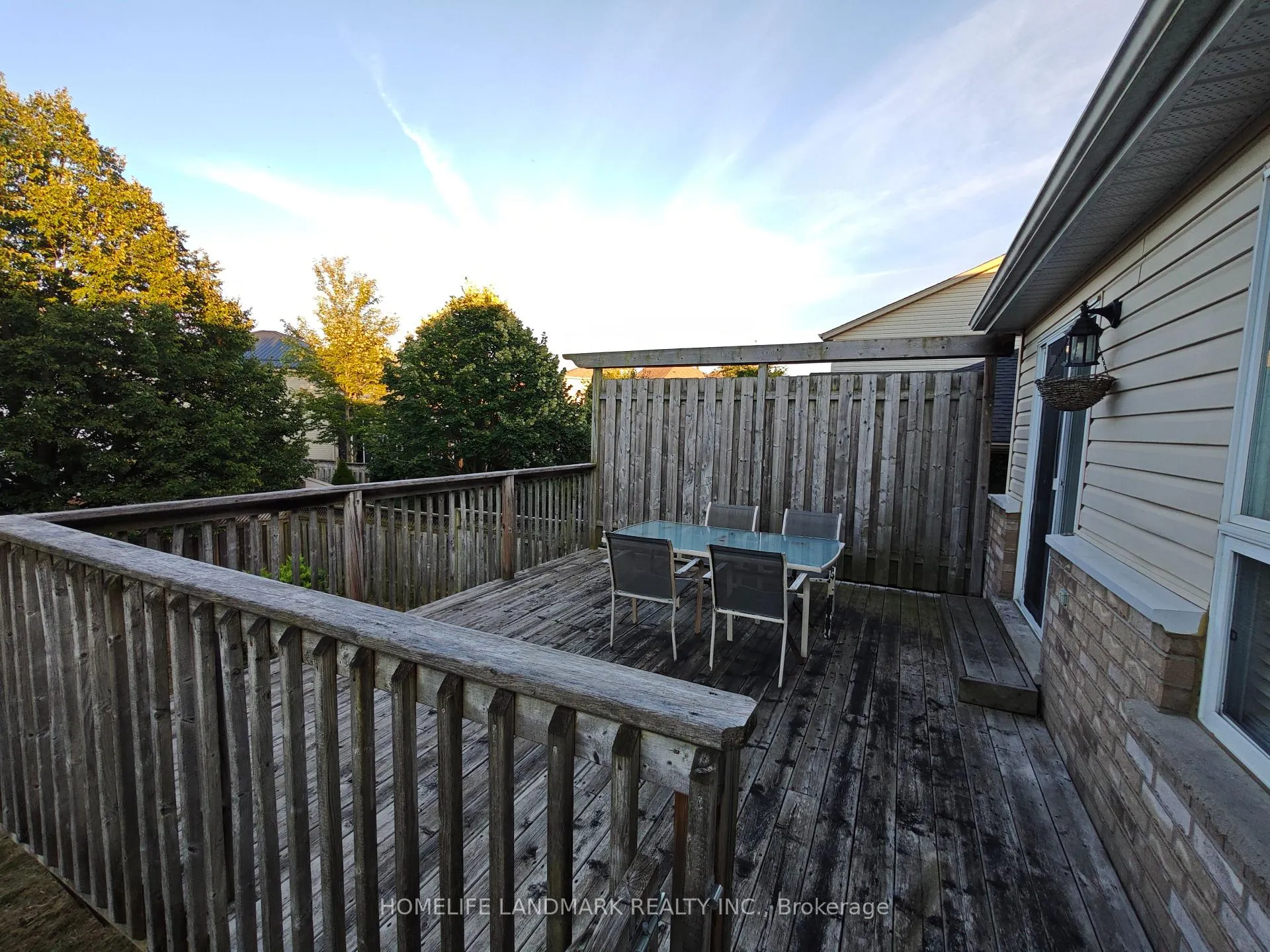 Photo 8 of 370 Sauve Crescent, Waterloo, Clair Hills — HOMEH