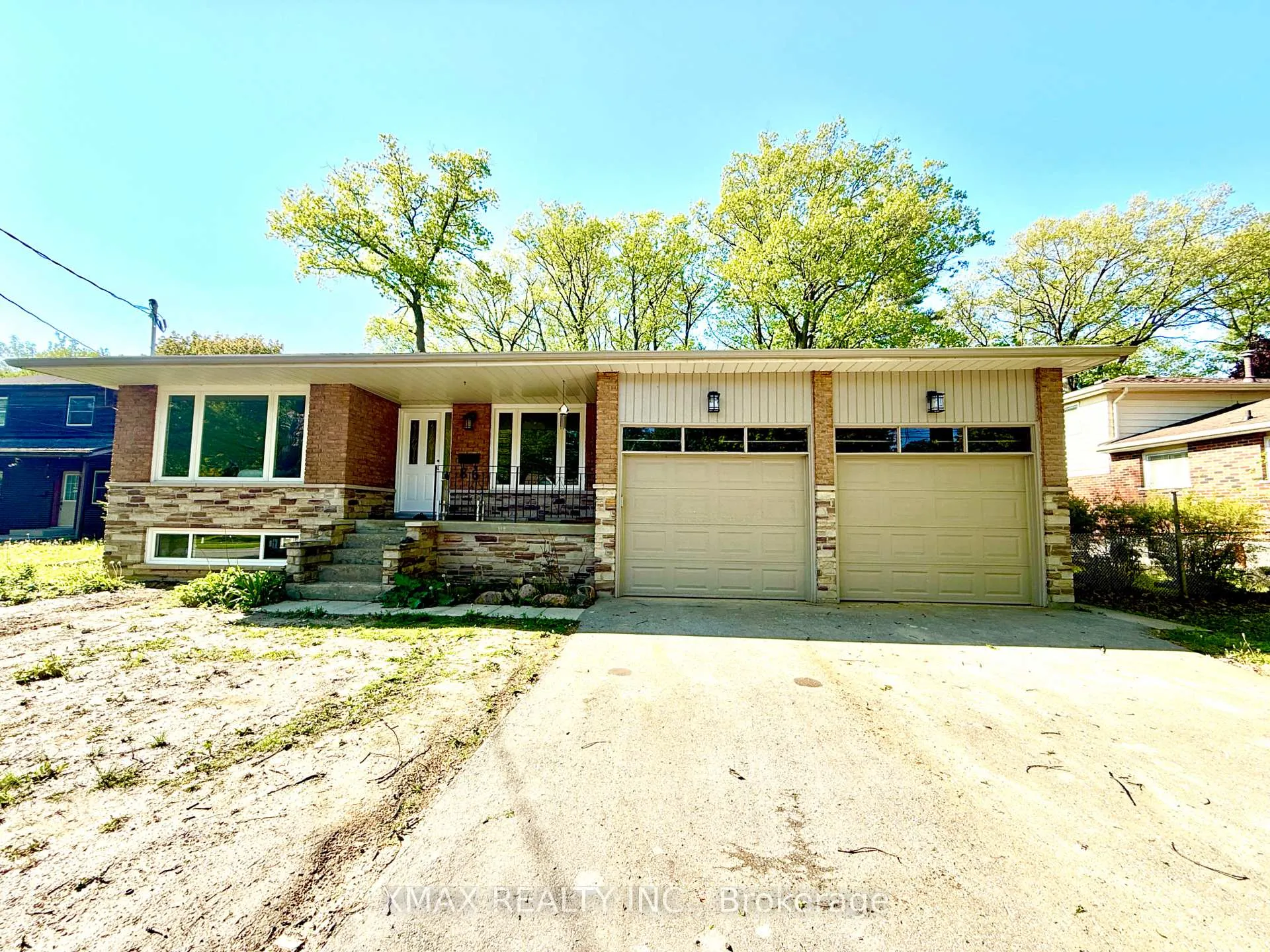 Photo 2 of Unit Basement, 86 Twyn Rivers Drive, Pickering, Rougemount — HOMEH