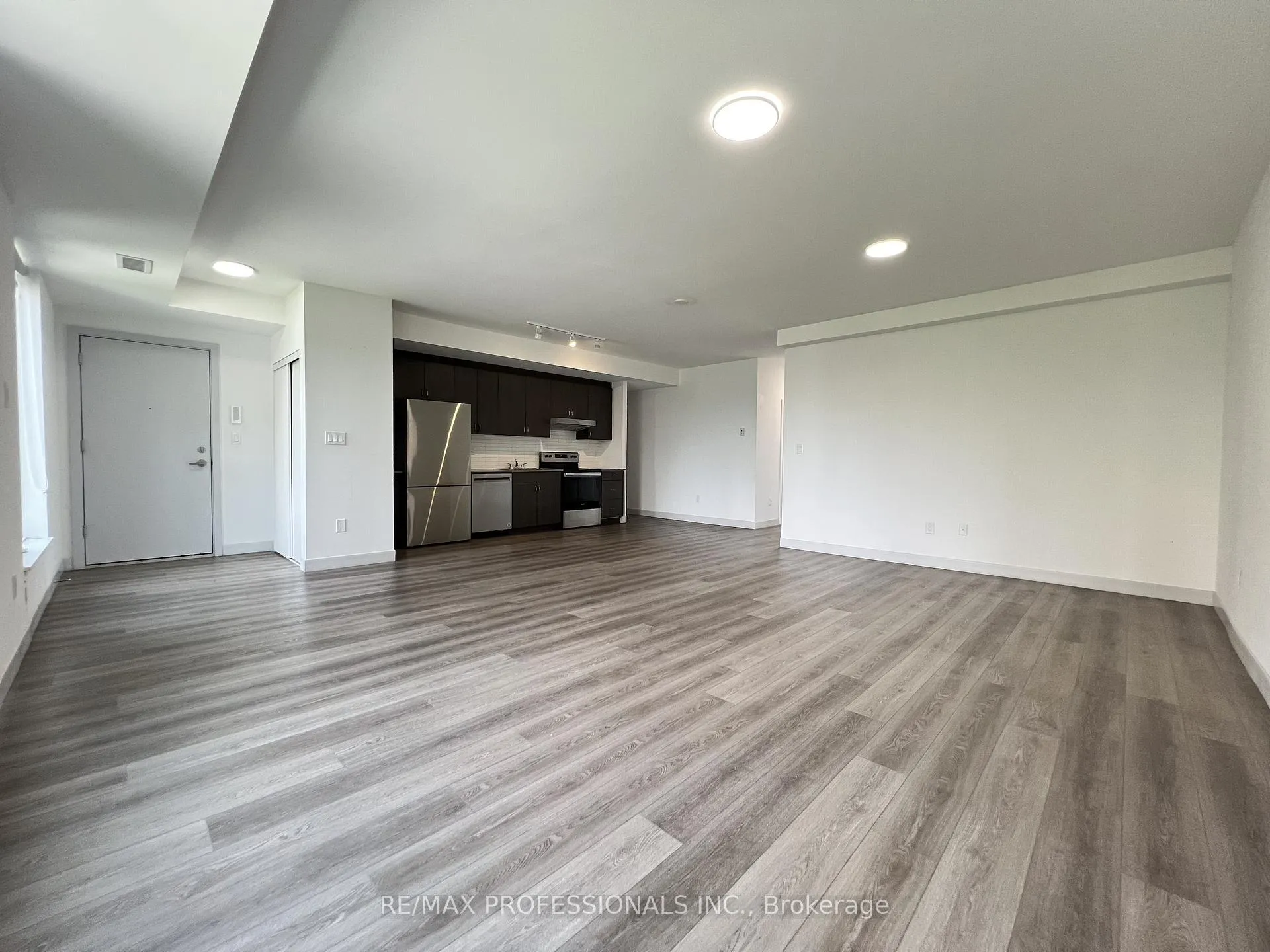 Photo 11 of Unit 305, 37 Antrim Crescent, Scarborough, Dorset Park — HOMEH