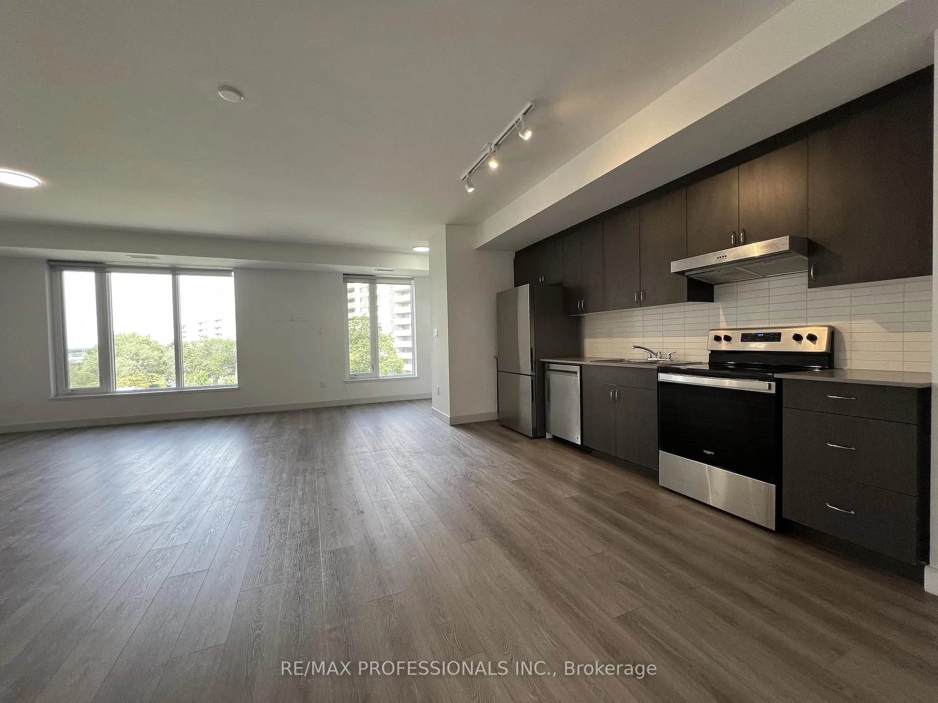 Photo 15 of Unit 305, 37 Antrim Crescent, Scarborough, Dorset Park — HOMEH