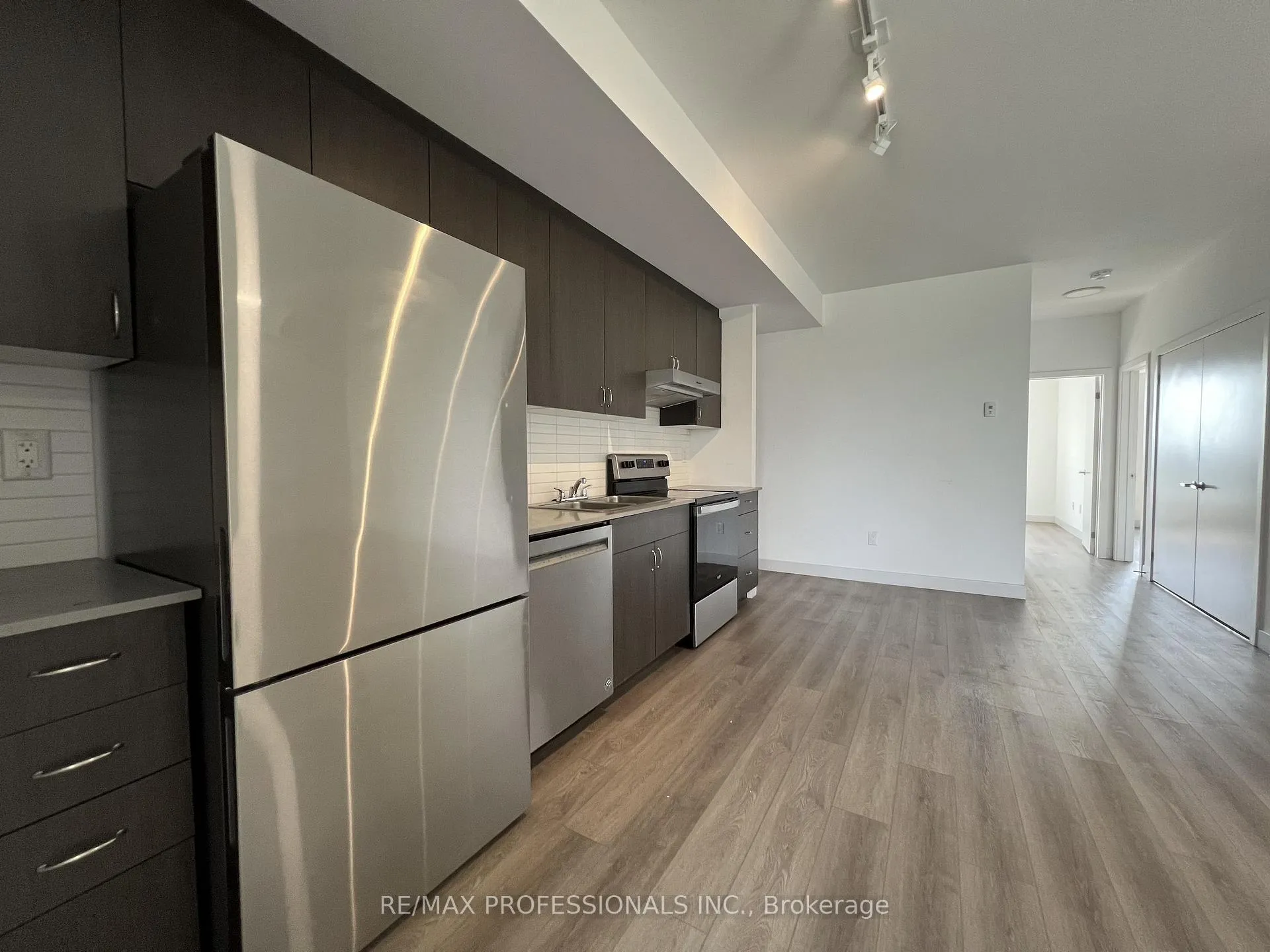 Photo 16 of Unit 305, 37 Antrim Crescent, Scarborough, Dorset Park — HOMEH