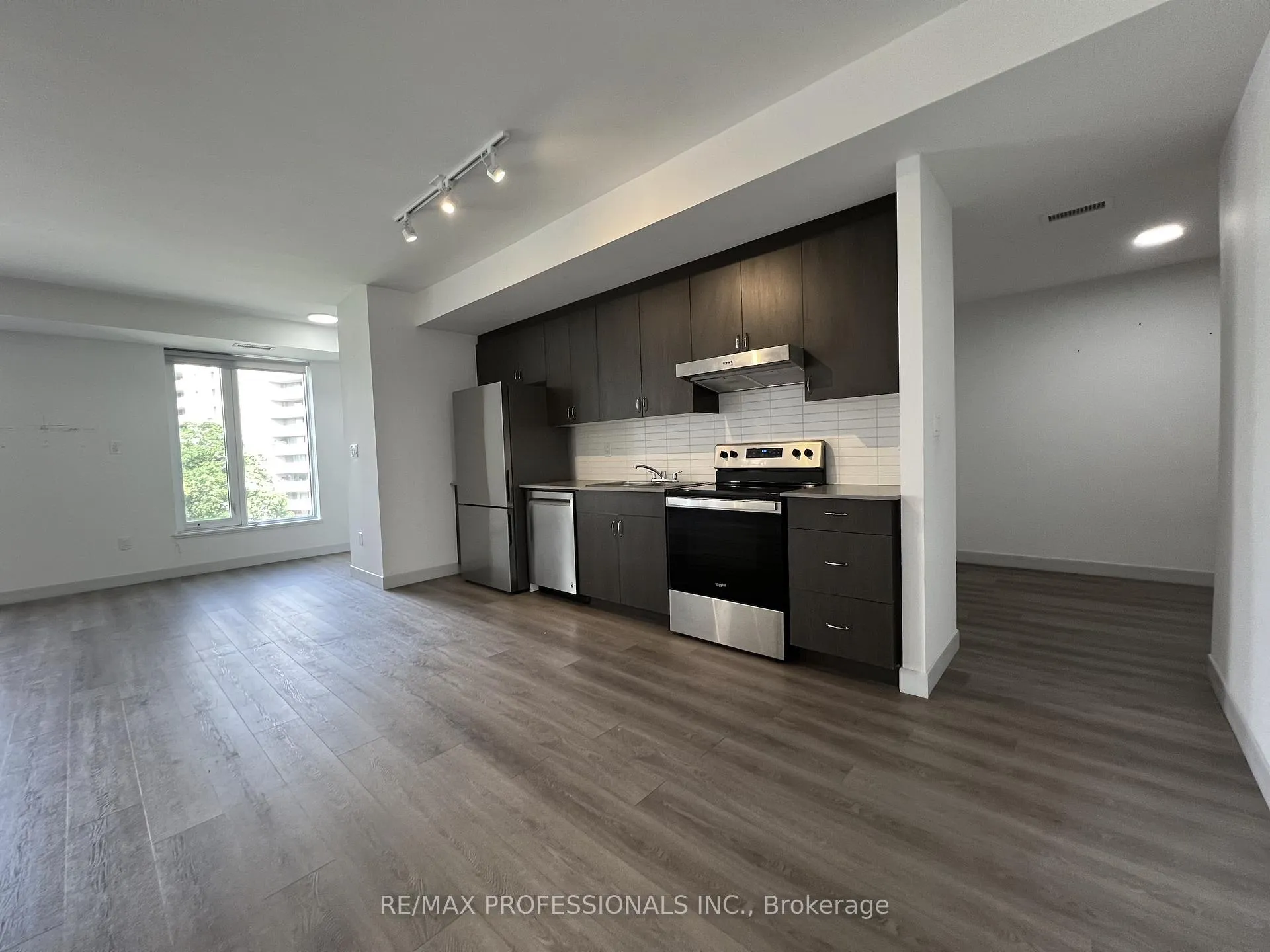 Photo 17 of Unit 305, 37 Antrim Crescent, Scarborough, Dorset Park — HOMEH